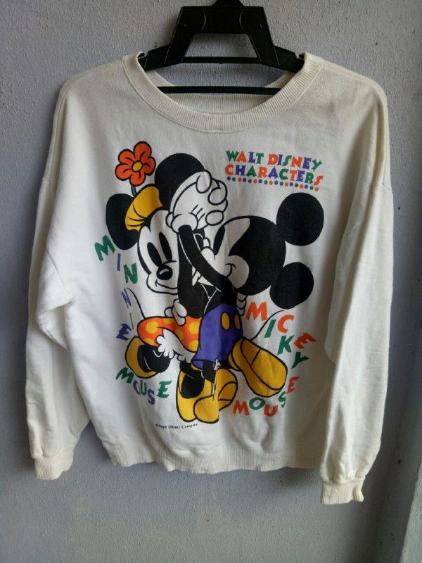 image of Disney Mickey Minnie X Donald Daisy Duck Sweatshirt in White, Men's (Size Medium)