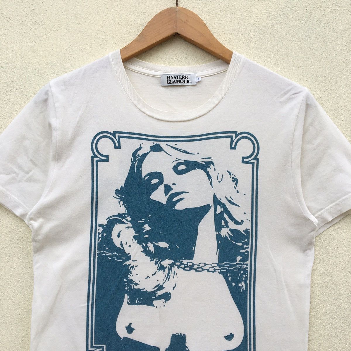 Hysteric Glamour × Japanese Brand HYSTERIC GLAMOUR SEXY WOMEN DESIGN T-SHIRT Size US S / EU 44-46 / 1 - 3 Thumbnail