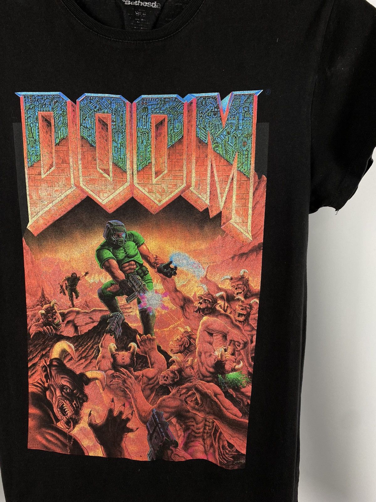 Vintage Doom T-shirts game movie vintage size M Size US S / EU 44-46 / 1 - 3 Thumbnail