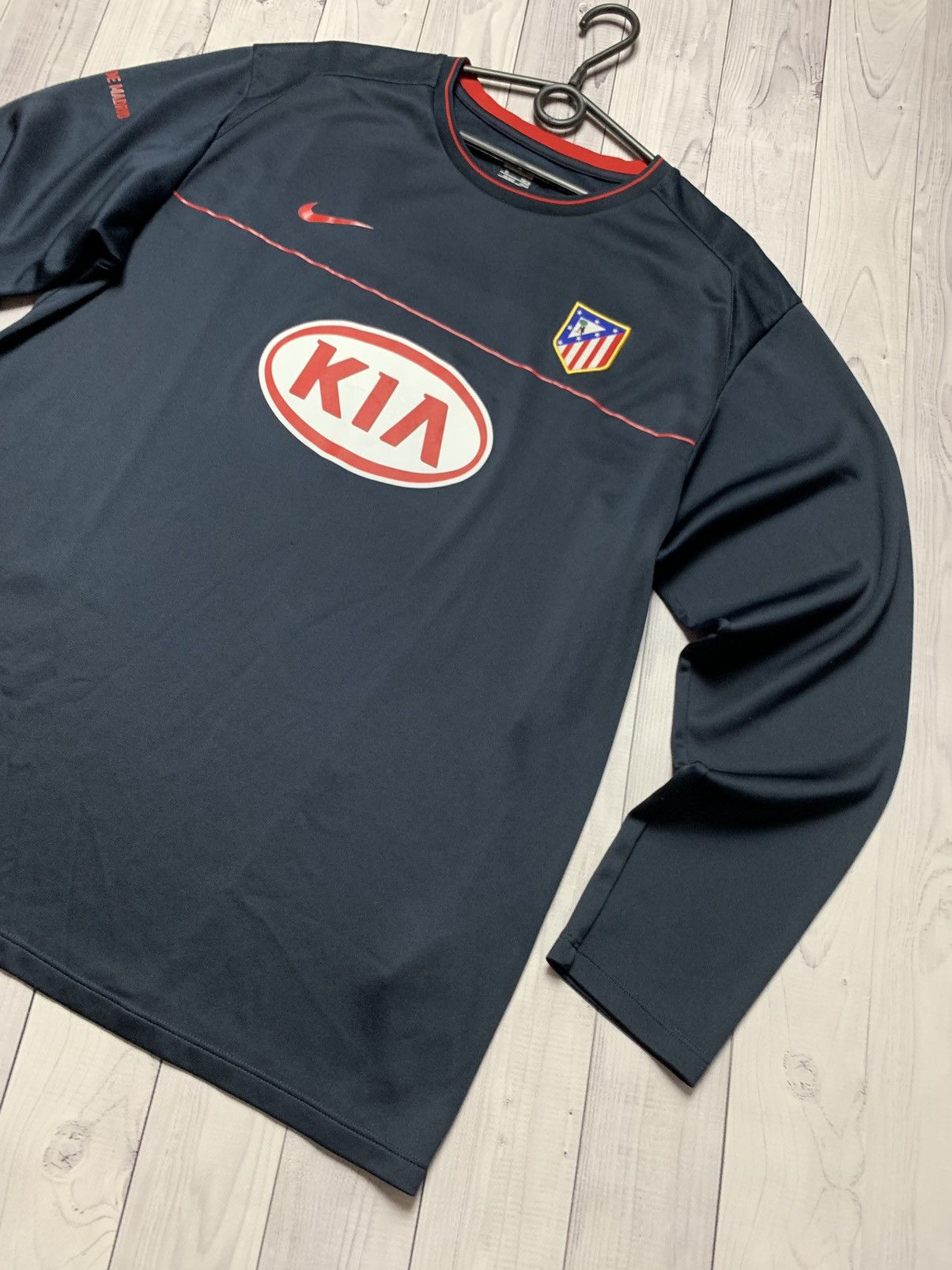 Nike × Vintage Vintage Nike Atletico Madrid long sleeve away rare Size XL Size US XL / EU 56 / 4 - 3 Thumbnail