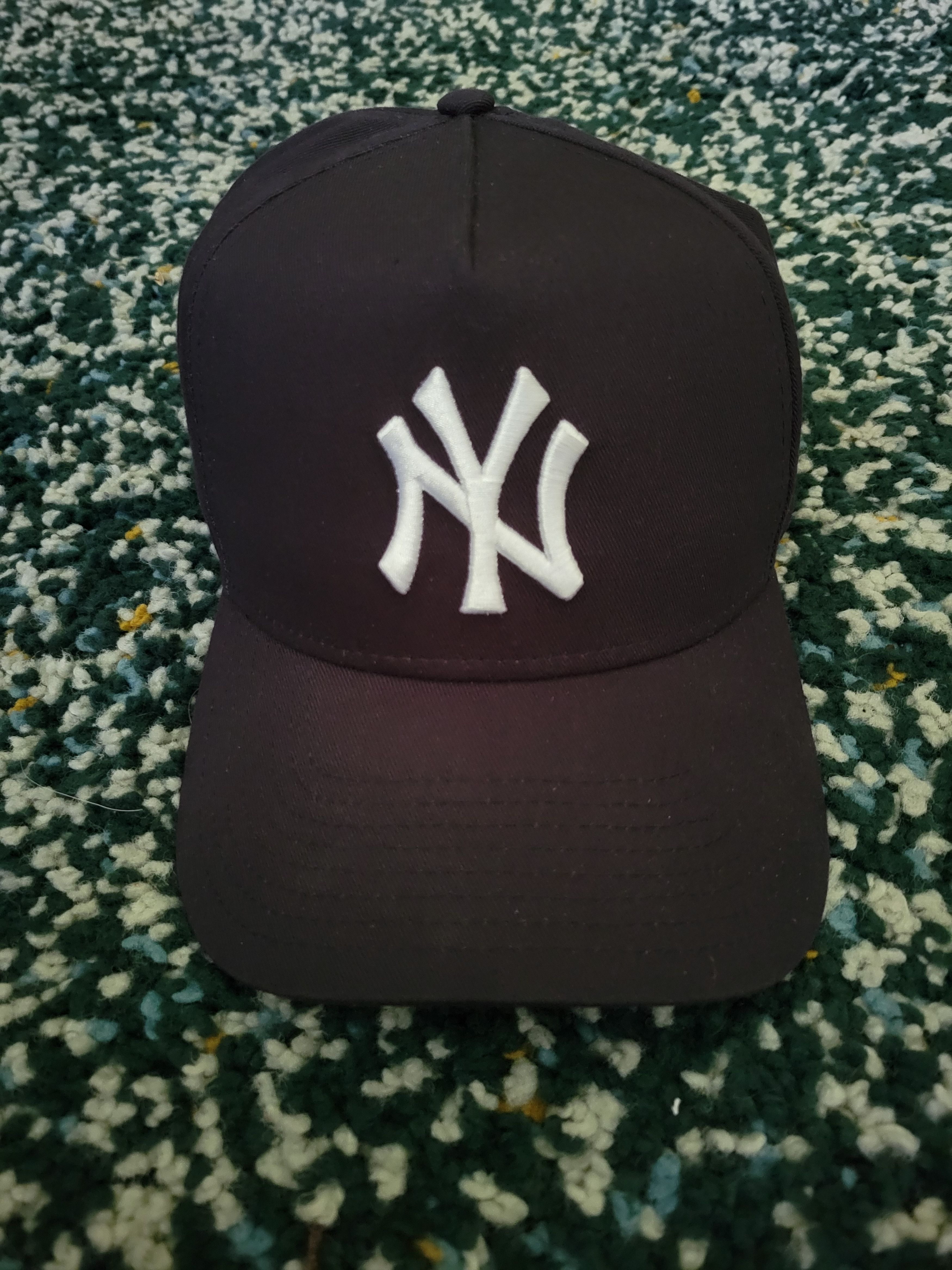 Unexpected Legends: The Hidden History Of Yankees #11 - 22urap3