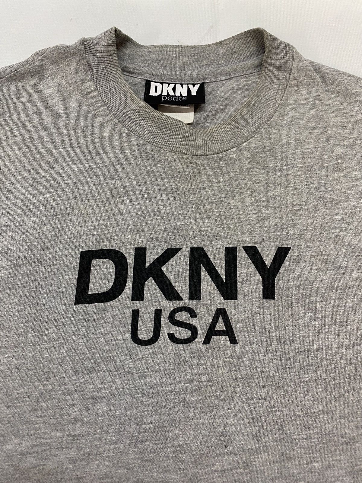 DKNY × Vintage Vintage DKNY Tee Size US M / EU 48-50 / 2 - 2 Thumbnail