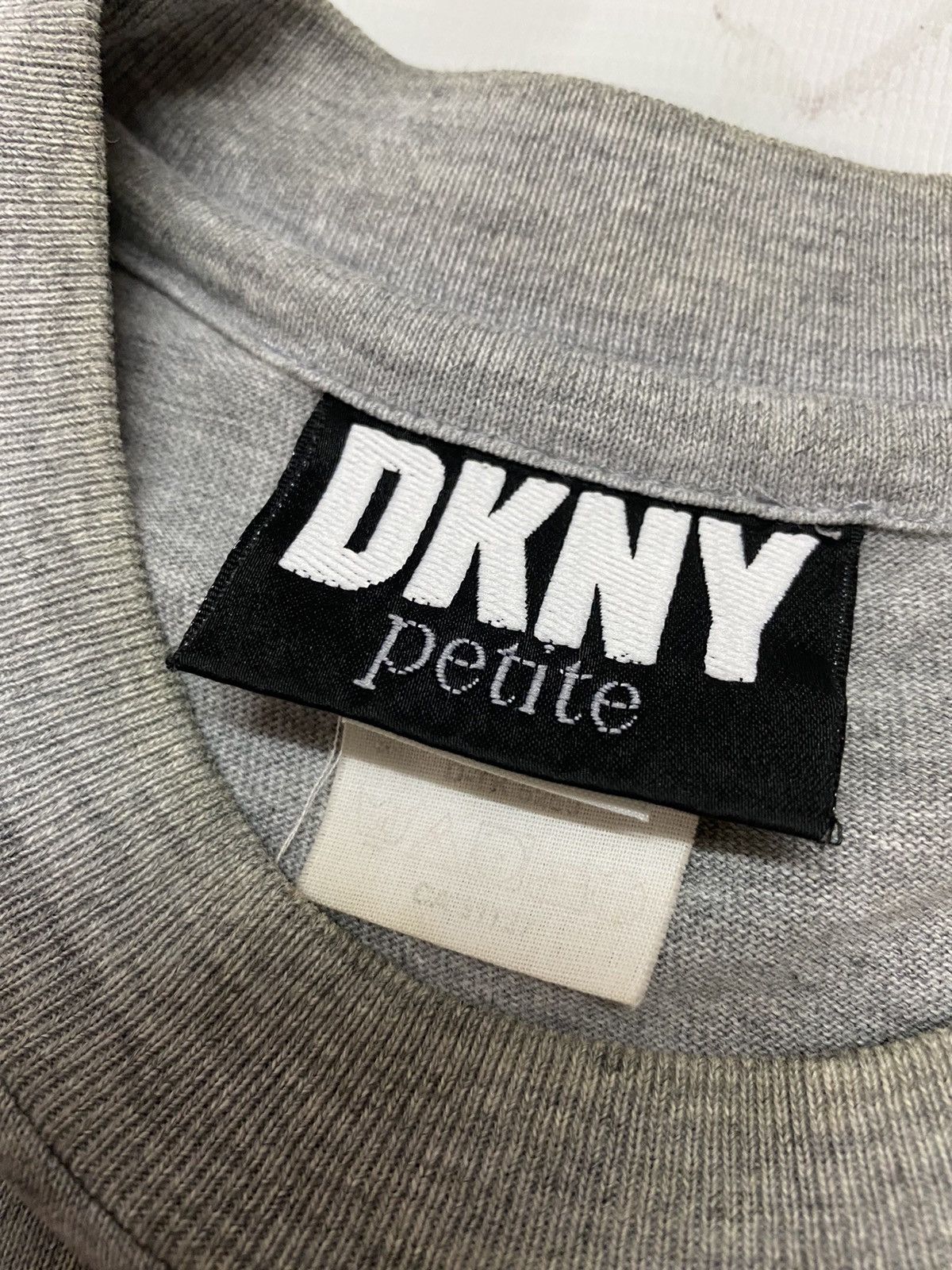 DKNY × Vintage Vintage DKNY Tee Size US M / EU 48-50 / 2 - 4 Thumbnail
