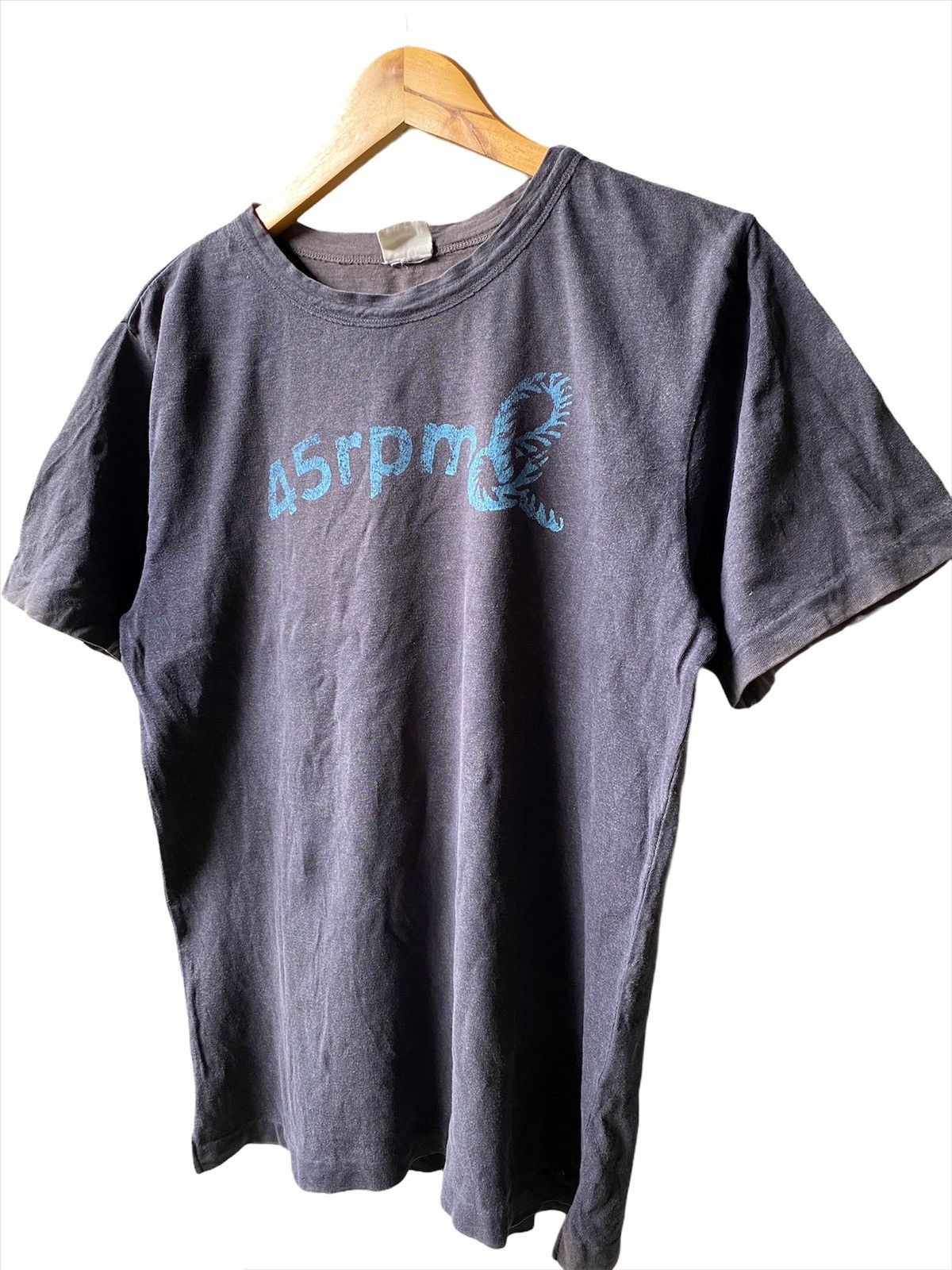 45rpm × Designer × Japanese Brand ❗️45rpm Big Logo Tee❗️ Size US S / EU 44-46 / 1 - 3 Thumbnail