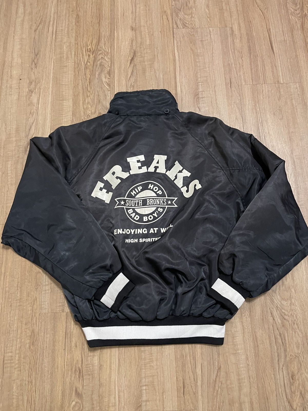 Vintage Vintage FREAKS Hip Hop South Bronks Bad Boys Jacket Size US M / EU 48-50 / 2 - 1 Thumbnail