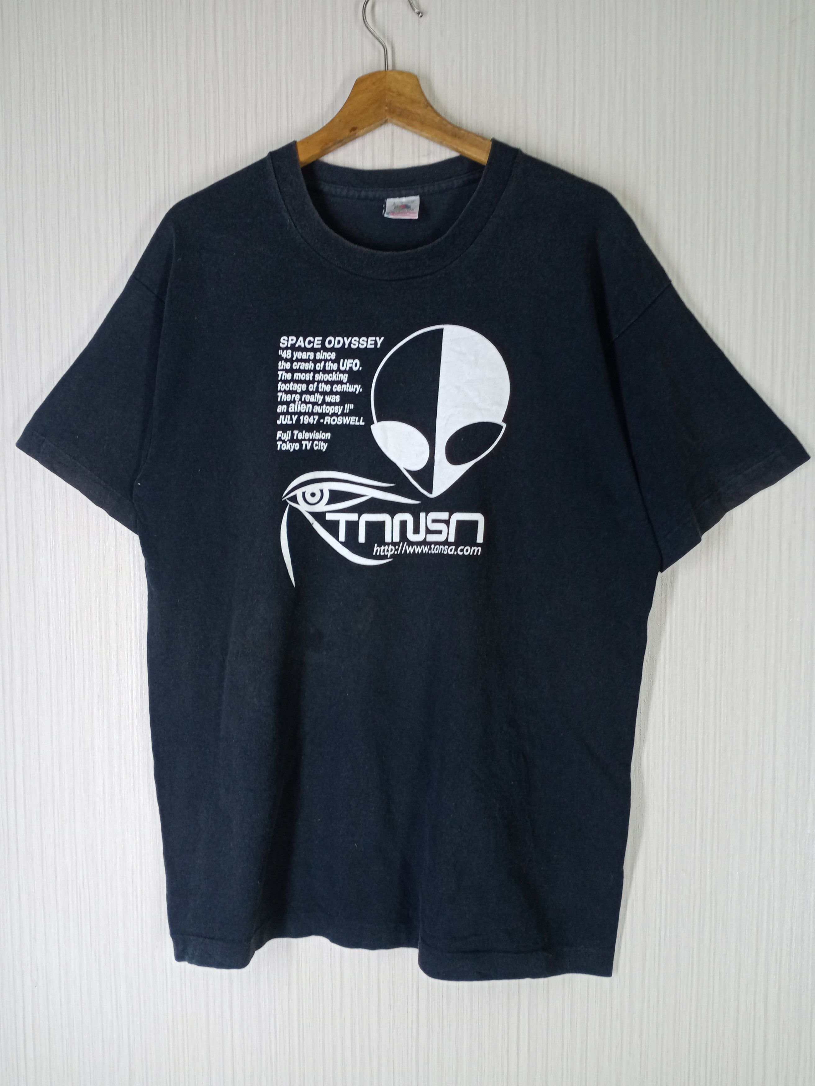 Alien Workshop × Vintage Vintage 90s Space Odyssey Tansa Alien Movie Tshirt Size US L / EU 52-54 / 3 - 1 Thumbnail