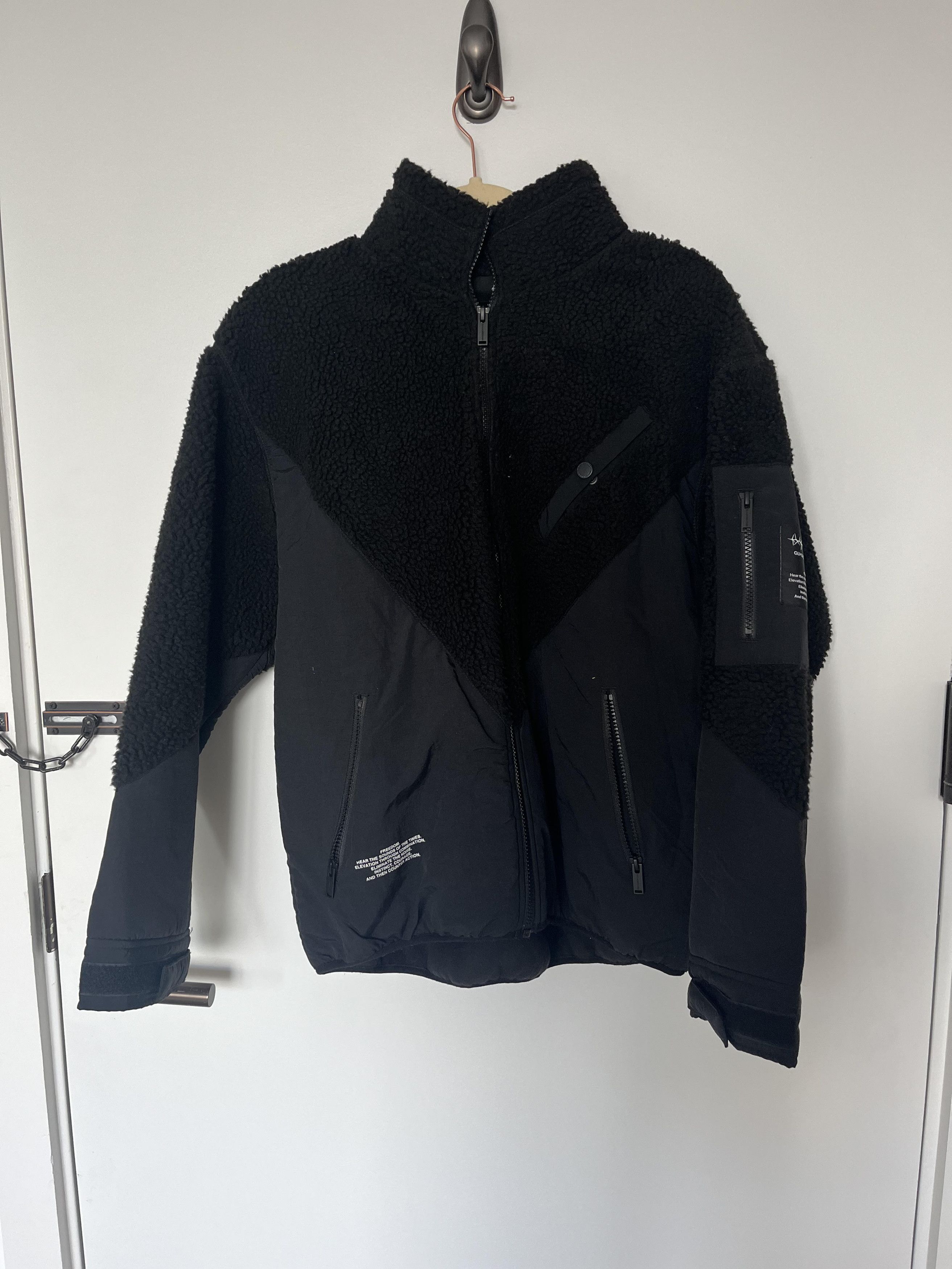 Uniqlo GU store x Undercover Fleece Blouson