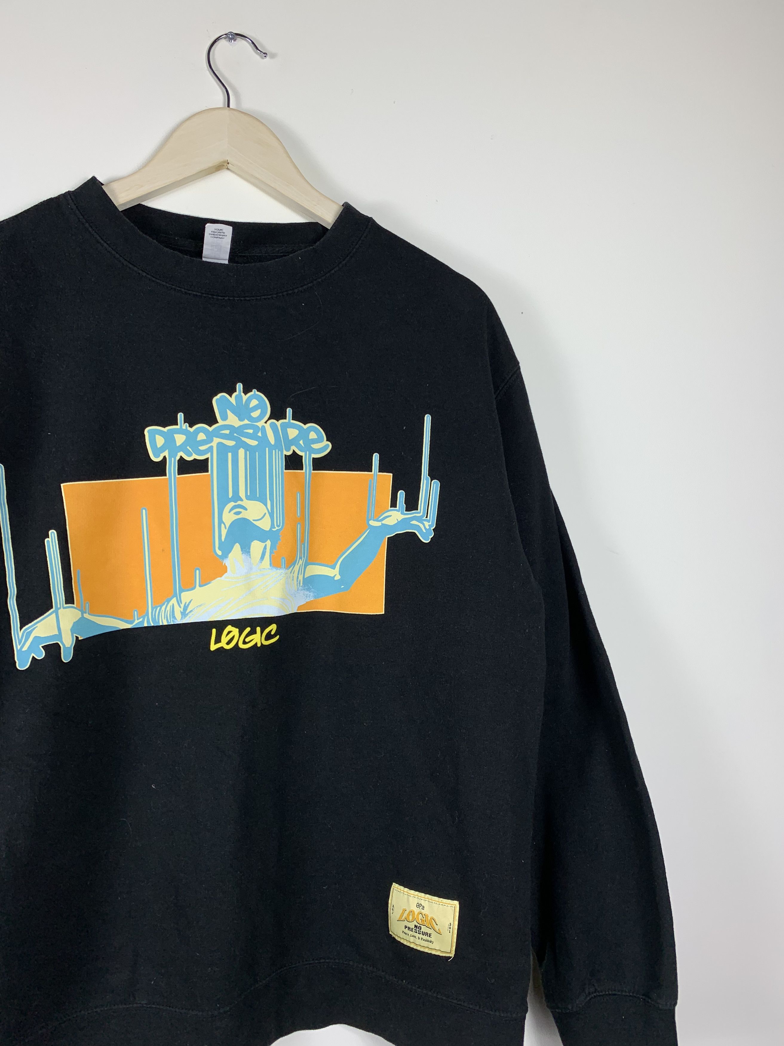 Logic Rare Logic No Pressure Tour Merch Crewneck Size US M / EU 48-50 / 2 - 2 Thumbnail