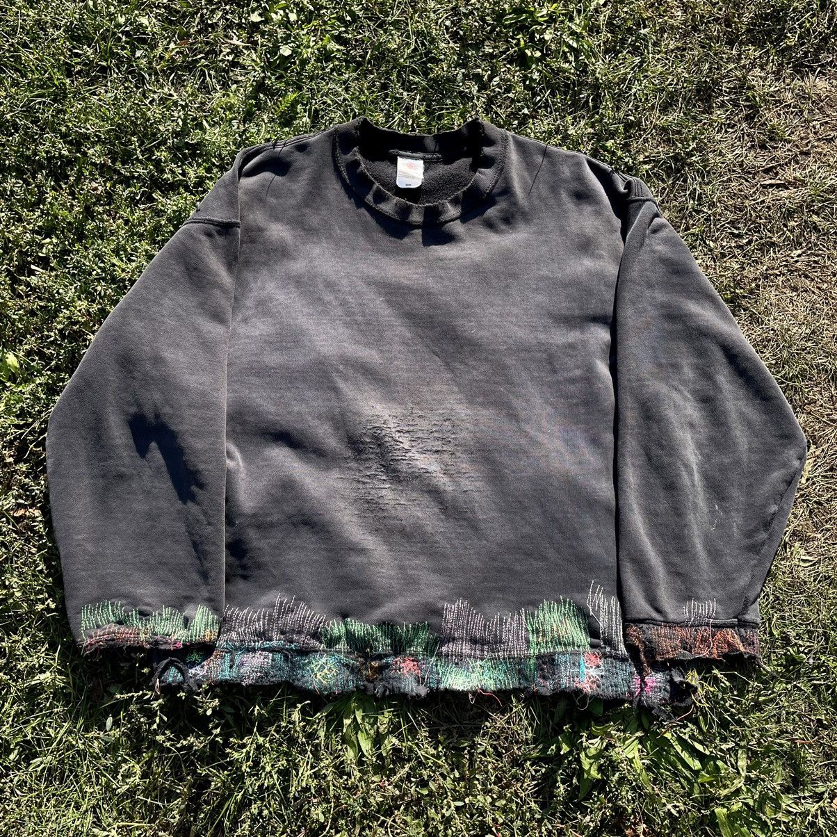 Vintage Vintage Faded Crewneck Distressed Thrashed Grunge Streetwear Size US L / EU 52-54 / 3 - 1 Thumbnail