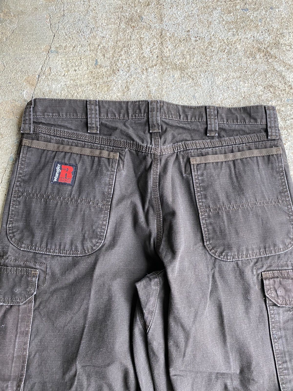 Vintage × Wrangler Vintage Wrangler Riggs Double Knee Cargo Pants Size US 36 / EU 52 - 6 Thumbnail