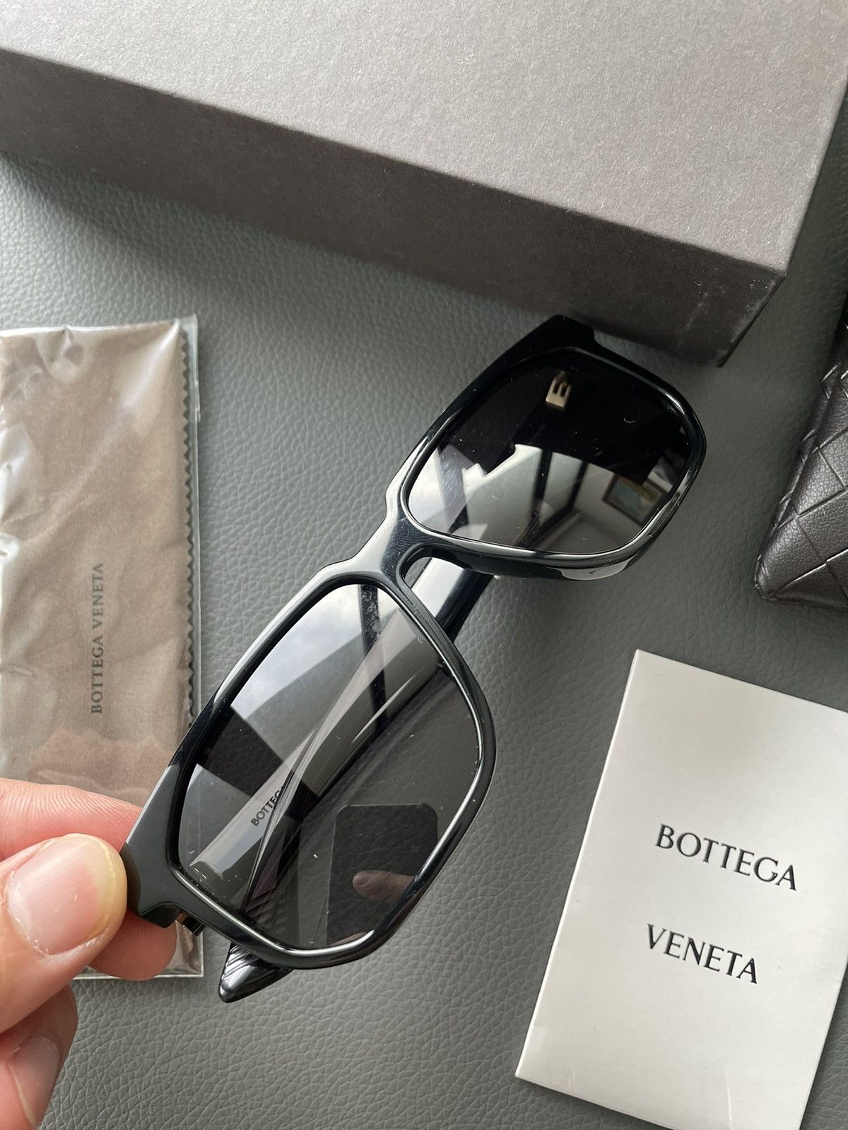 Bottega Veneta Rare Brand New Iconic Timeless Super Runway Sunglasses Size ONE SIZE - 2 Thumbnail