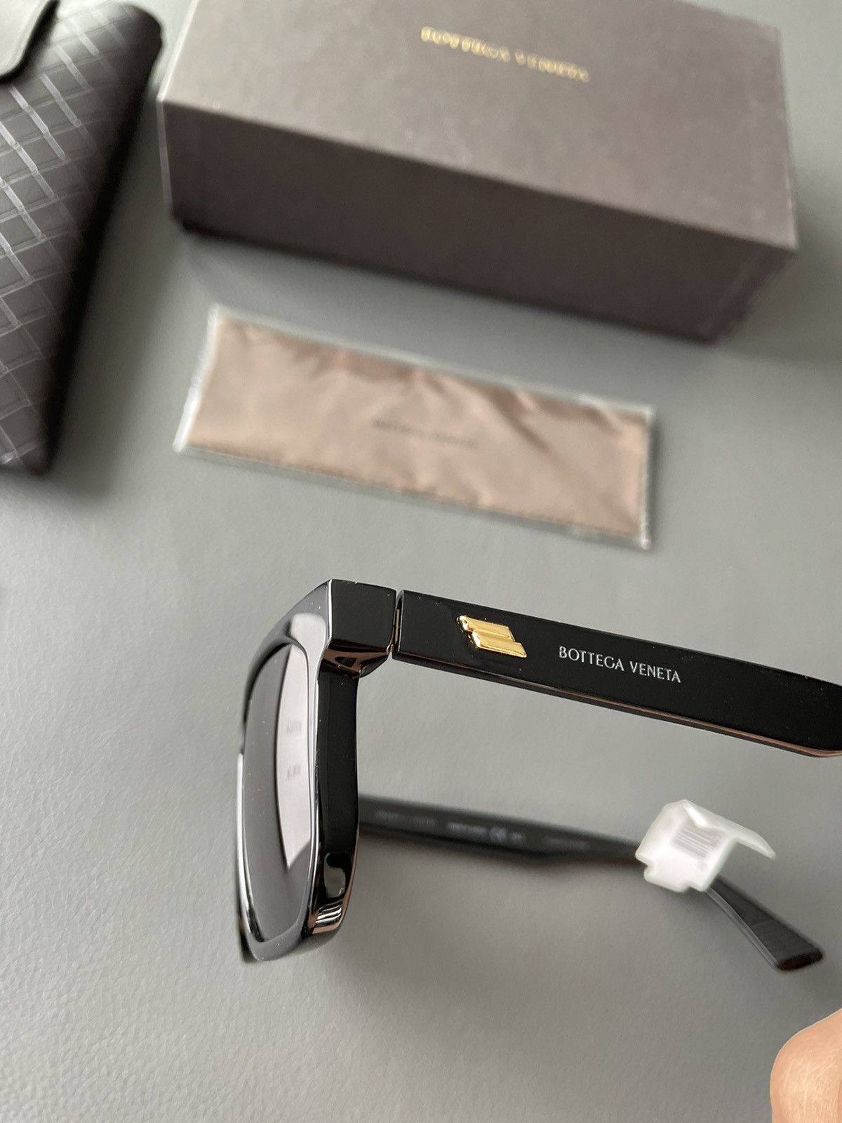 Bottega Veneta Rare Brand New Iconic Timeless Super Runway Sunglasses Size ONE SIZE - 7 Thumbnail