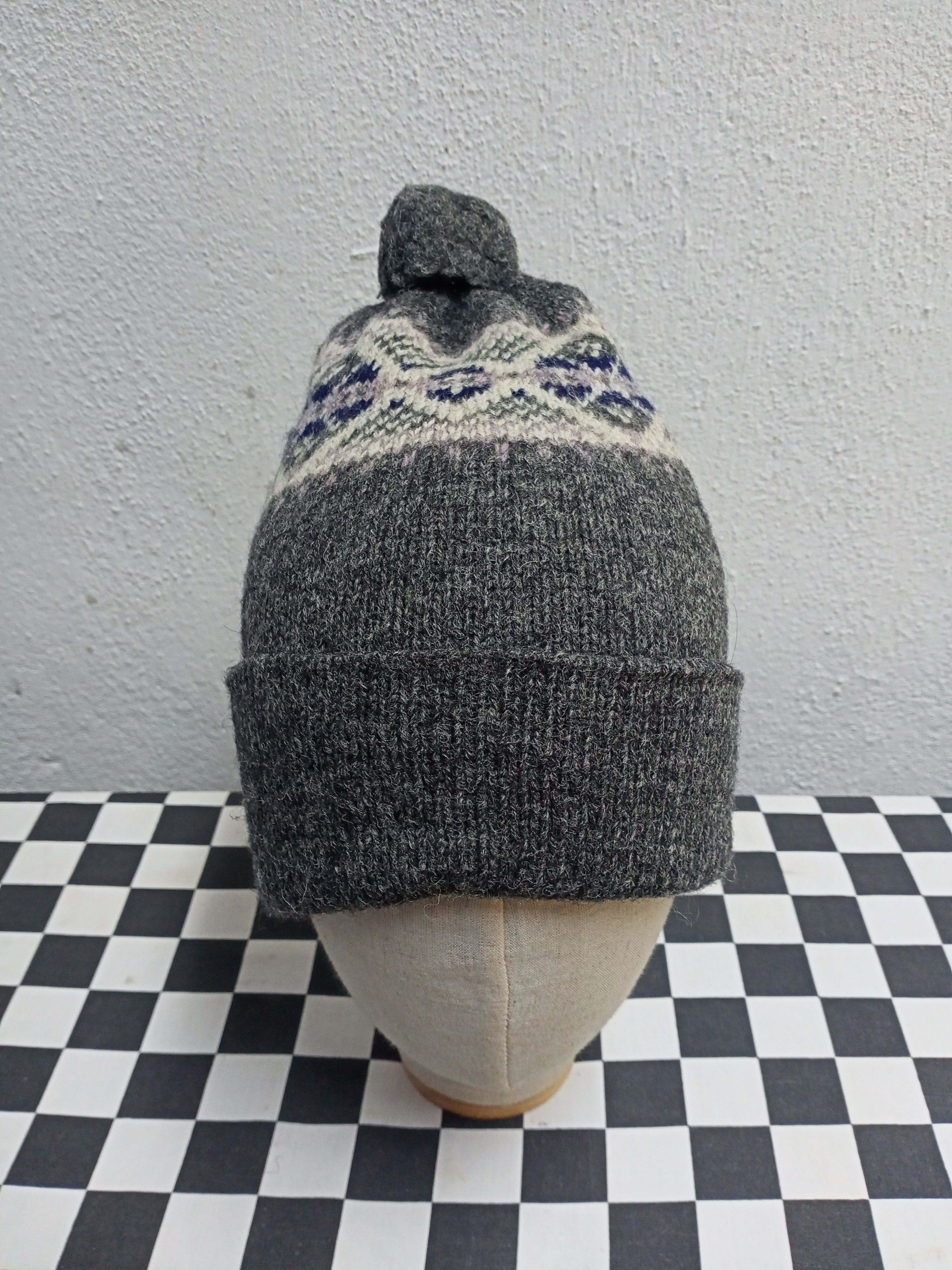 Vintage Vintage Shetland Wool Beanie Hat Size ONE SIZE - 1 Thumbnail