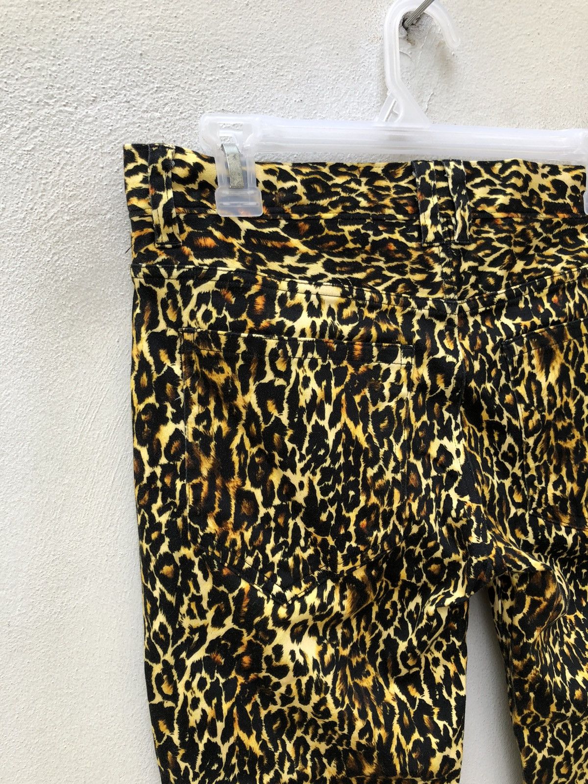 NO ID No ID. Japan Leopard Slim Pant Size US 29 - 19 Thumbnail