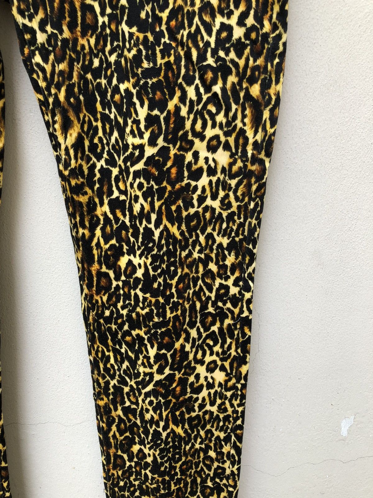 NO ID No ID. Japan Leopard Slim Pant Size US 29 - 15 Thumbnail