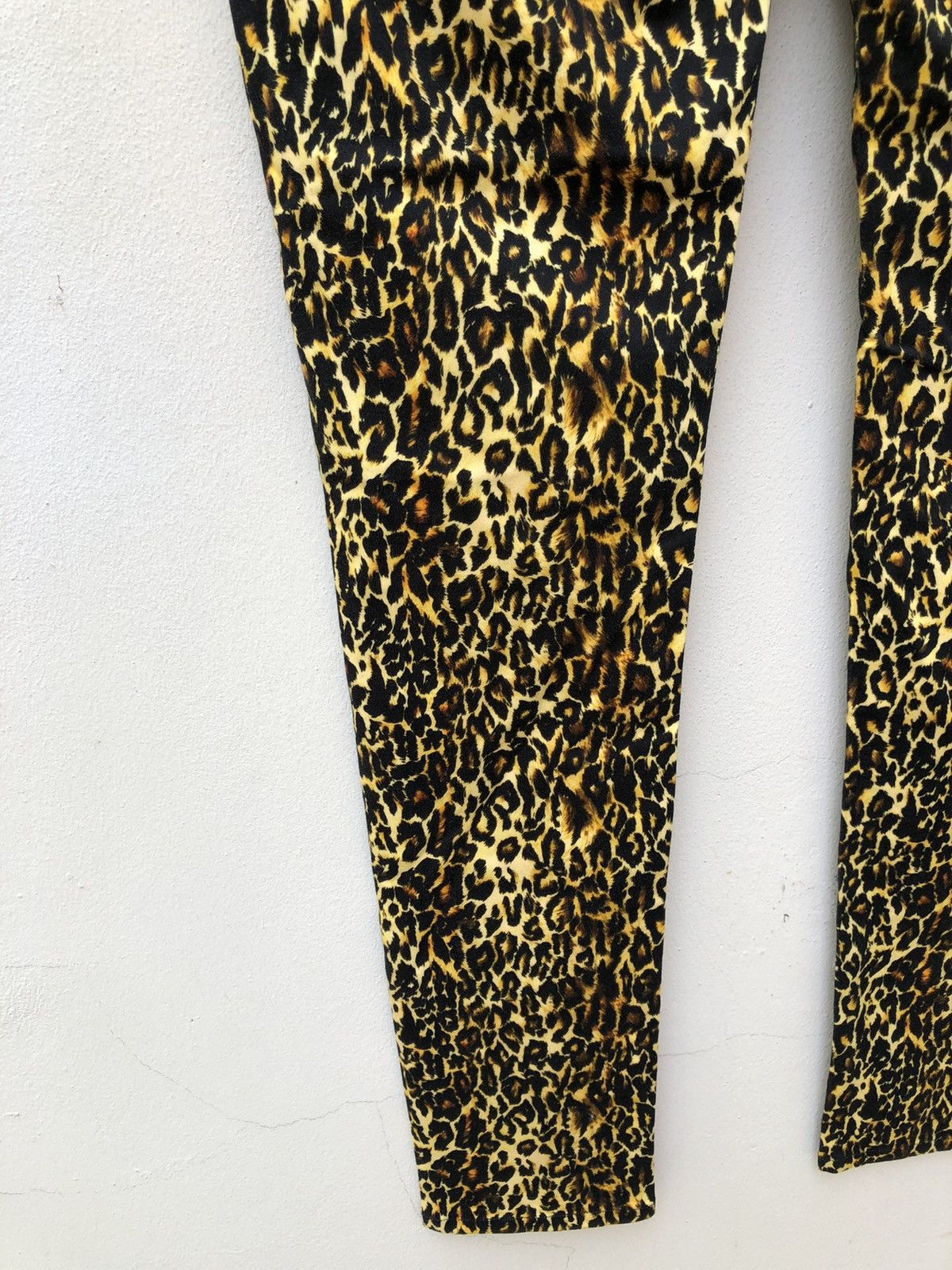 NO ID No ID. Japan Leopard Slim Pant Size US 29 - 20 Thumbnail