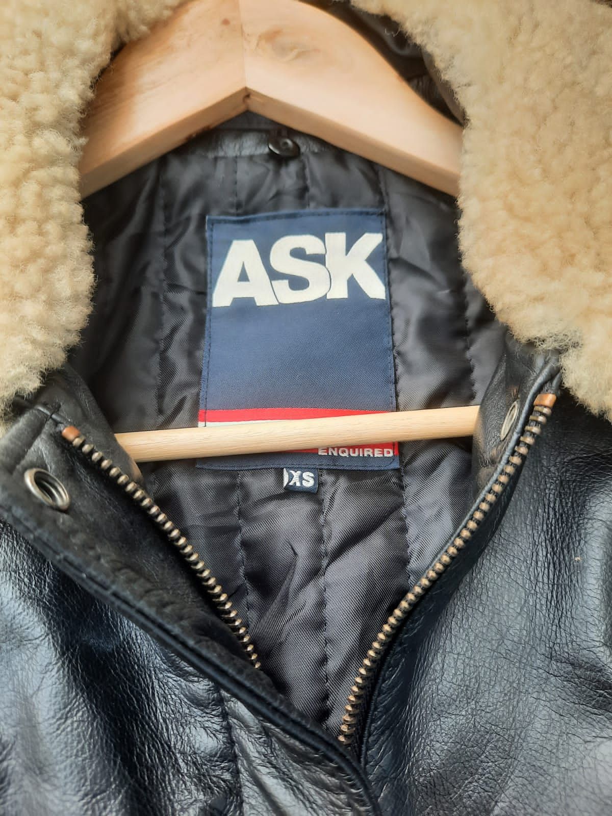 Genuine Leather × Le Grande Bleu (L.G.B.) ASK ENQUIRED cow skin jacket punk sherpa Size XS / US 0-2 / IT 36-38 - 4 Thumbnail