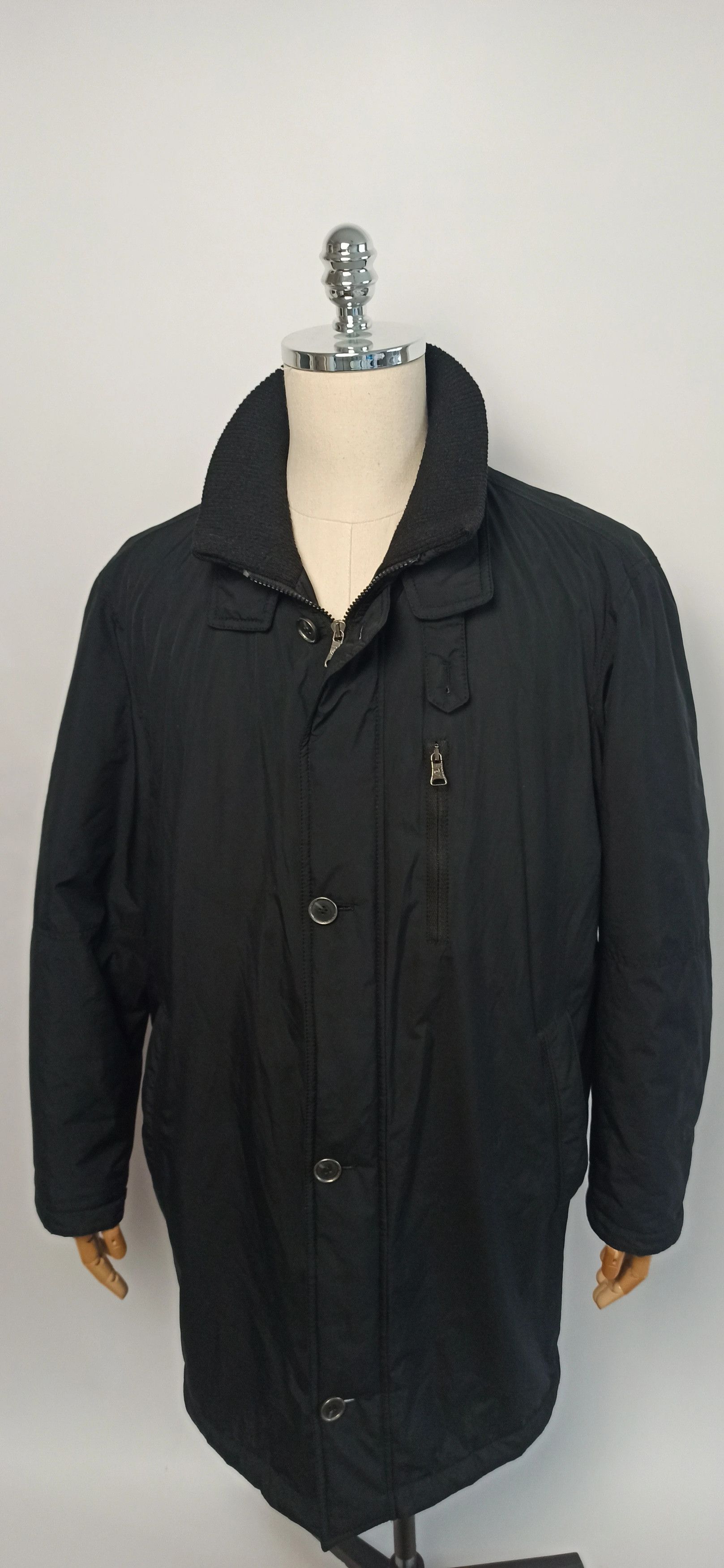 Pierre Cardin Pierre Cardin Schild Vintage Jacket Windstopper Size US L / EU 52-54 / 3 - 1 Thumbnail