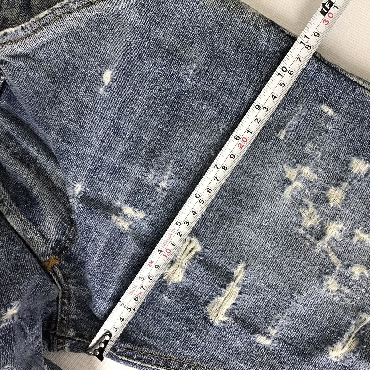 Dolce & Gabbana Dolce & Gabbana distressed denim art Mickey mouse denim pant Size US 31 - 16 Thumbnail