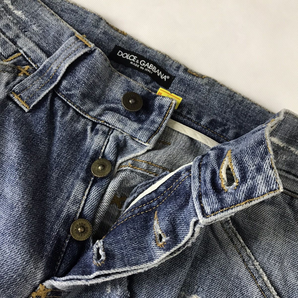 Dolce & Gabbana Dolce & Gabbana distressed denim art Mickey mouse denim pant Size US 31 - 21 Thumbnail