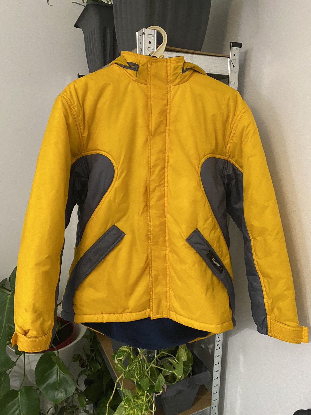 Nike Nike Vintage 90s Yellow Jacket Size US L / EU 52-54 / 3 - 1 Thumbnail