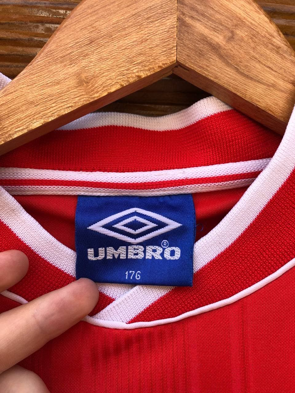 Umbro × Vintage VINTAGE AJAX AMSTERDAM 1998-1999 UMBRO JERSEY Size US S / EU 44-46 / 1 - 11 Thumbnail