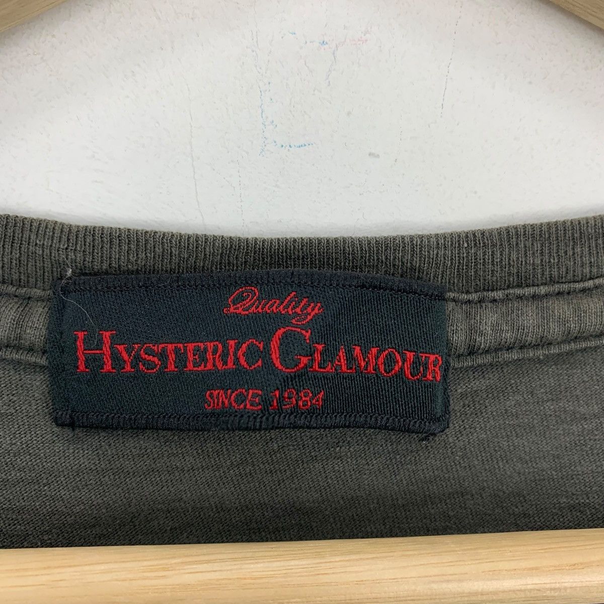 Hysteric Glamour × Japanese Brand × Vintage Rare!!Vintage HYSTERIC GLAMOUR women printed tee Size US S / EU 44-46 / 1 - 10 Thumbnail