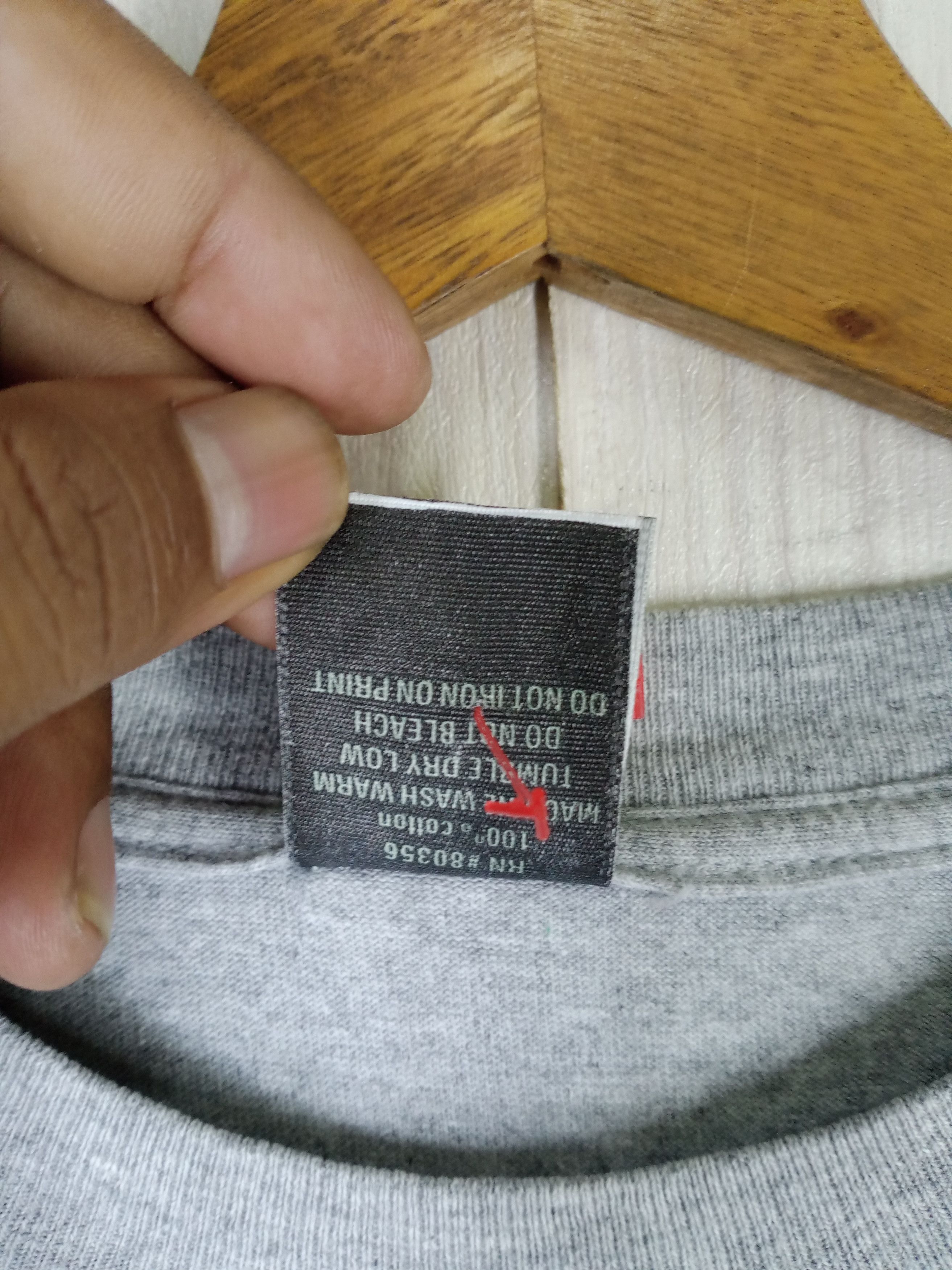 Gotcha × Vintage Rare Vintage 90s Gotcha Tshirt Size US S / EU 44-46 / 1 - 3 Thumbnail