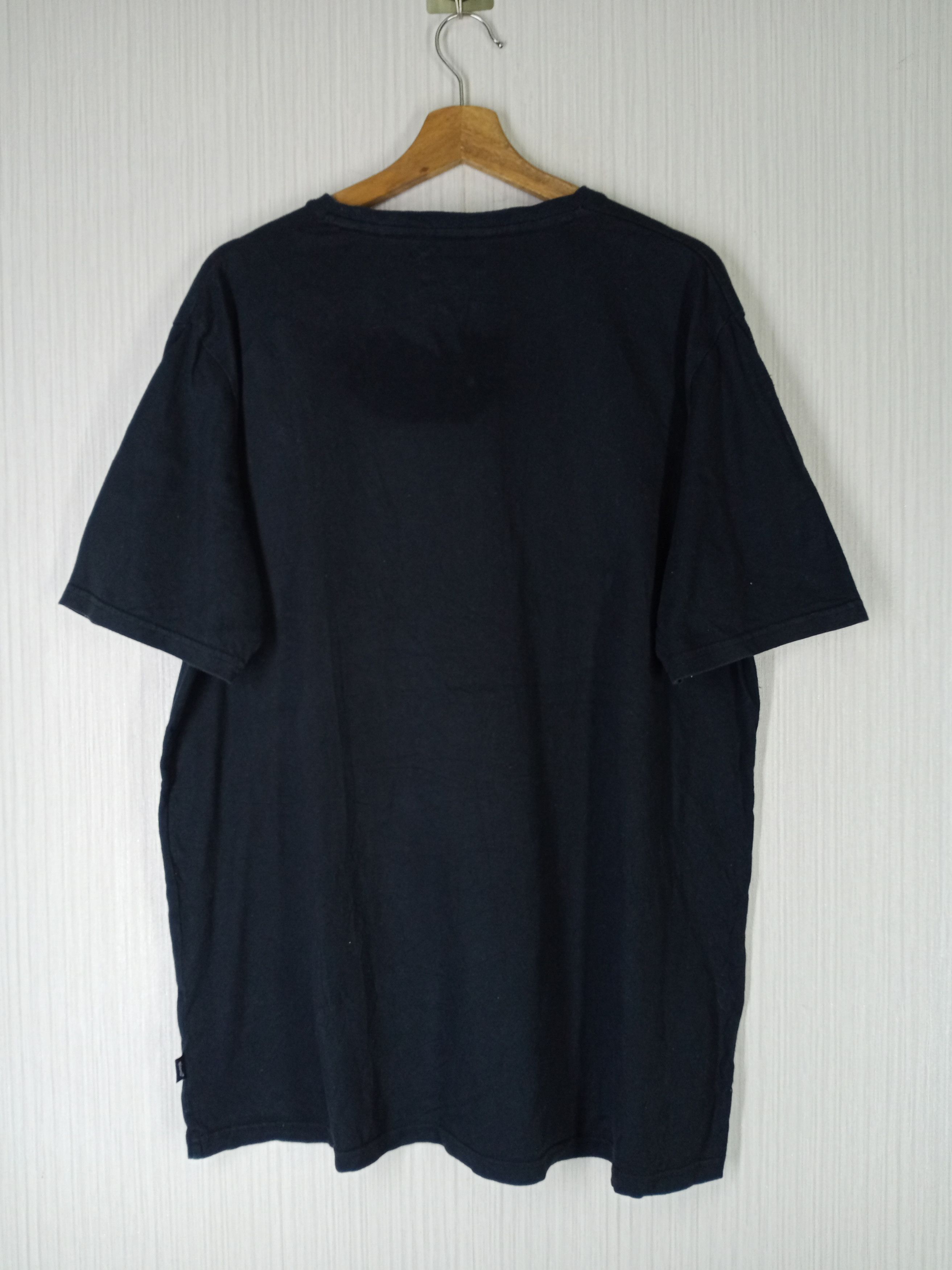 Anime Rare Jujutsu Kaisen X Grunge For Luxury Glamb Tshirt Size US XL / EU 56 / 4 - 7 Thumbnail
