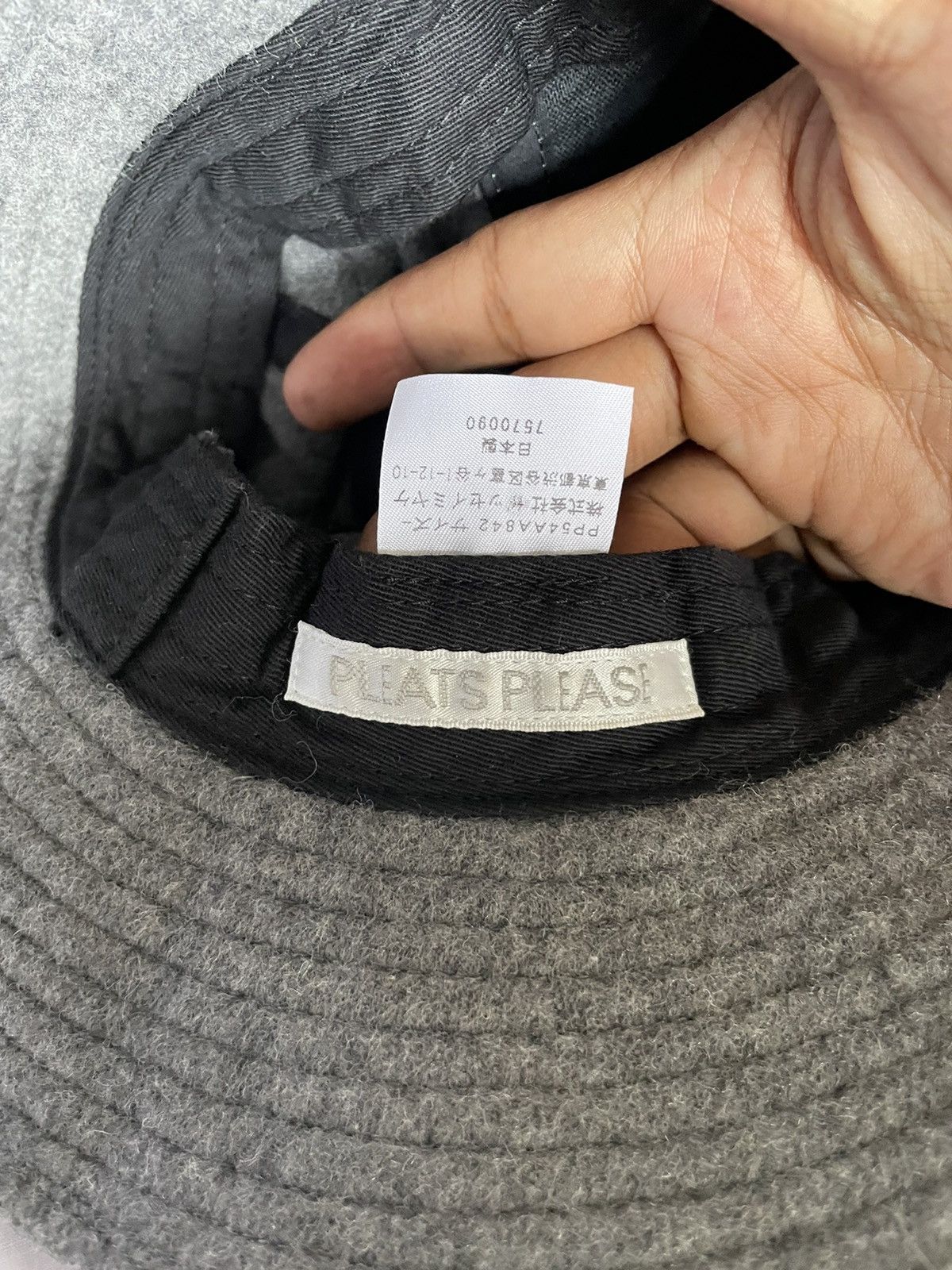 Issey Miyake × Pleats Please Issey Miyake × Vintage PLEATS PLEASE Issey Miyake Embroidery Logo Wool Bucket Hat Size ONE SIZE - 4 Thumbnail