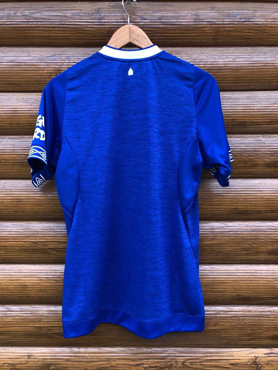 Umbro EVERTON HOME FOOTBALL SHIRT SOCCER JERSEY UMBRO Size US S / EU 44-46 / 1 - 3 Thumbnail