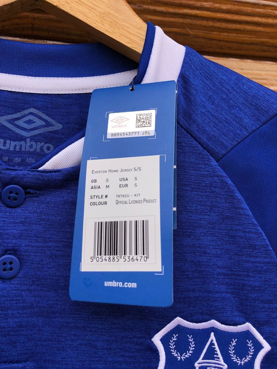 Umbro EVERTON HOME FOOTBALL SHIRT SOCCER JERSEY UMBRO Size US S / EU 44-46 / 1 - 5 Thumbnail