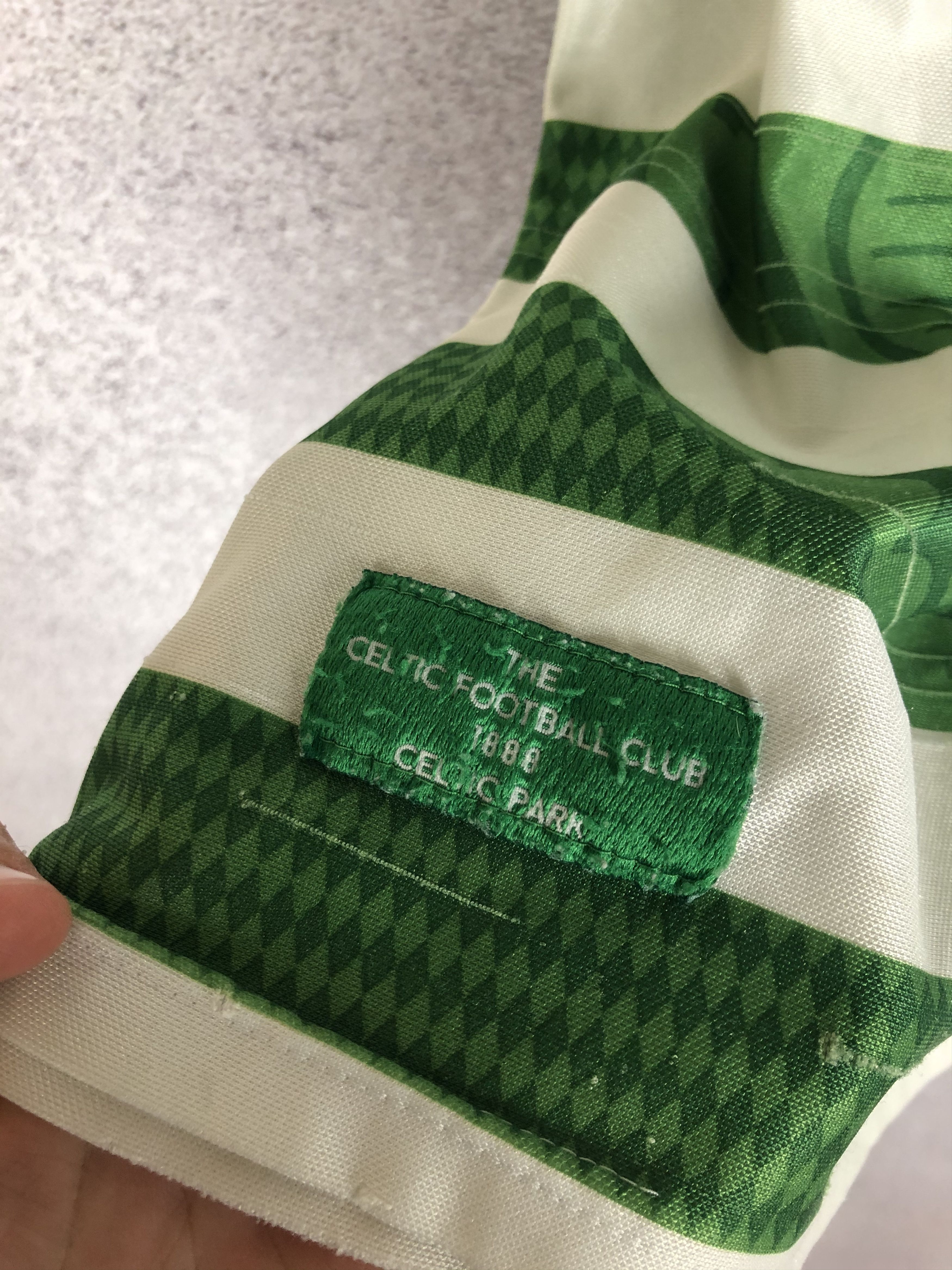 Umbro FC Celtic 1997 1999 Umbro Vintage Soccer Jersey shirt Size US XXS / EU 40 - 5 Thumbnail