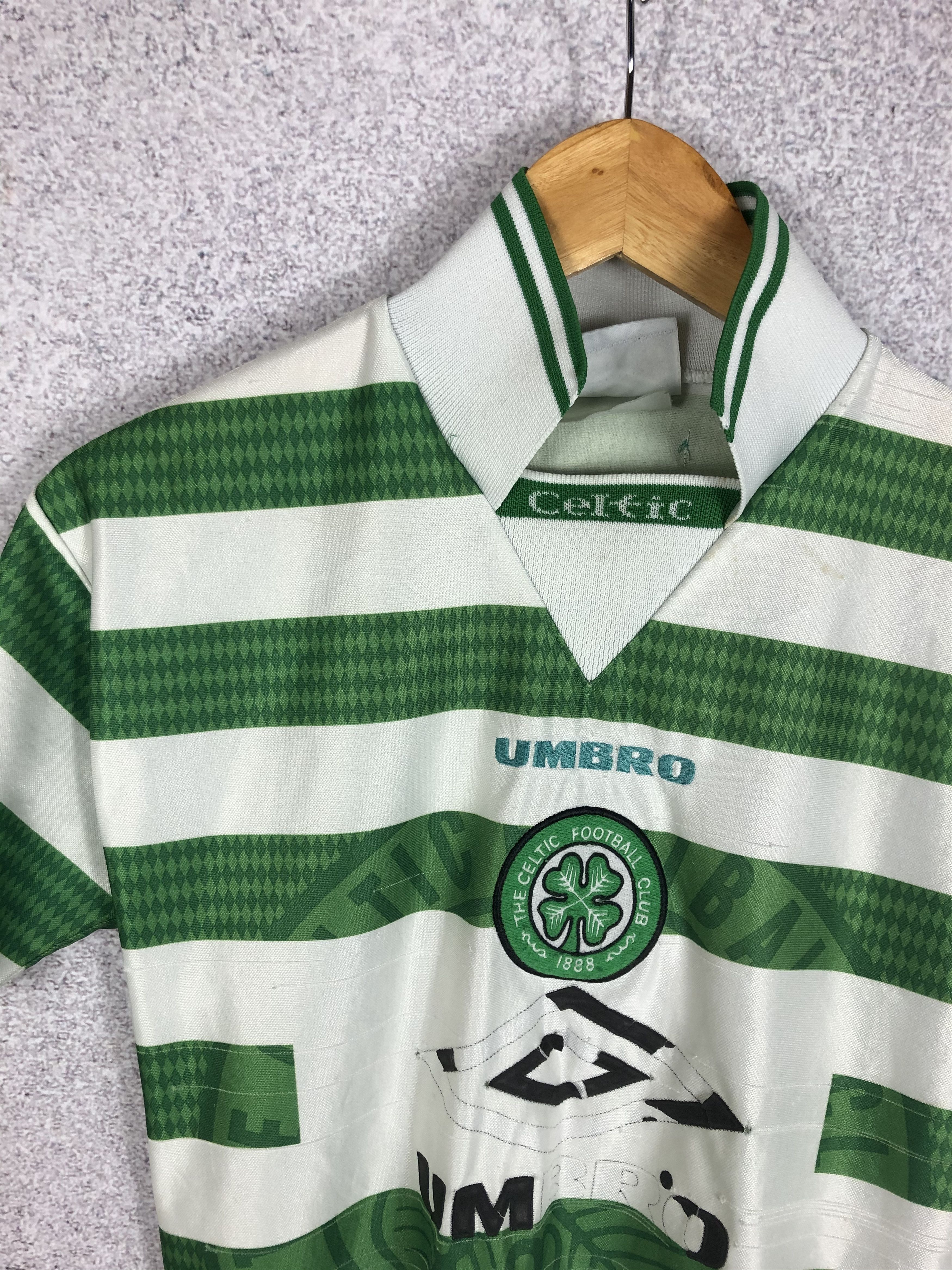 Umbro FC Celtic 1997 1999 Umbro Vintage Soccer Jersey shirt Size US XXS / EU 40 - 3 Thumbnail