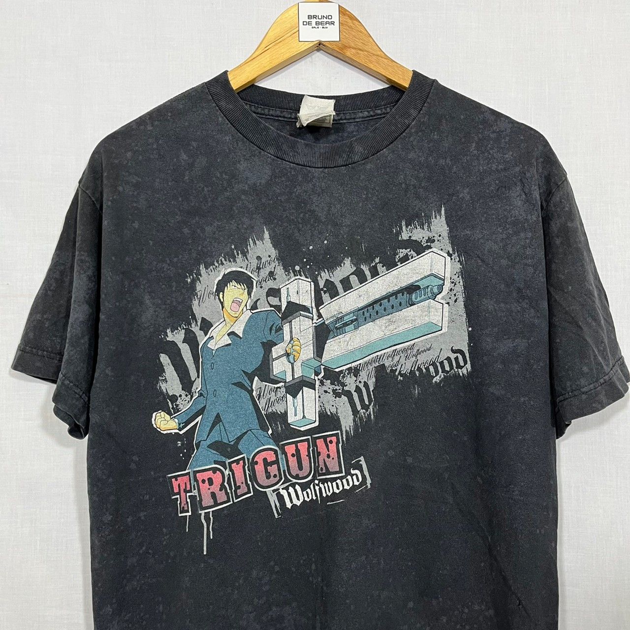 Vintage 2005's Trigun Wolfwood shirt anime Japan
