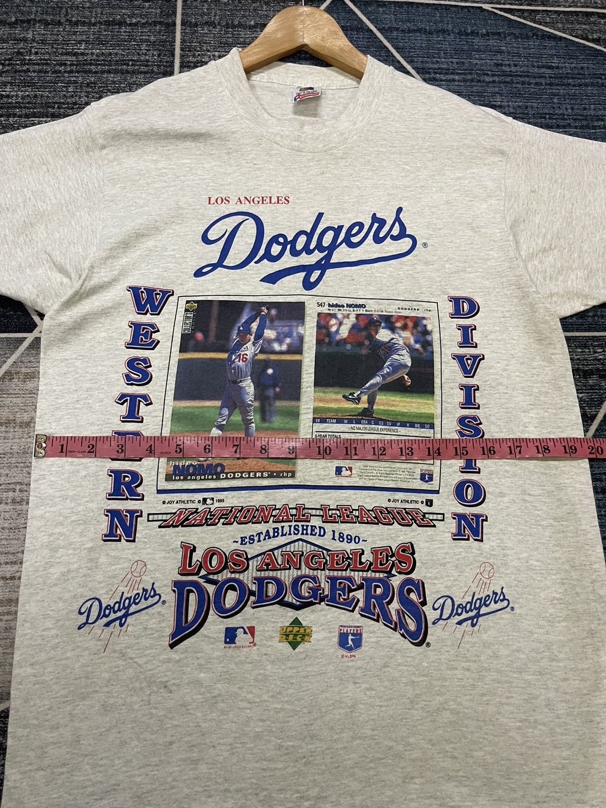 MLB VINTAGE 1995 MLB LOS ANGELES DODGERS HIDEO NOMO TSHIRT Size US M / EU 48-50 / 2 - 13 Thumbnail