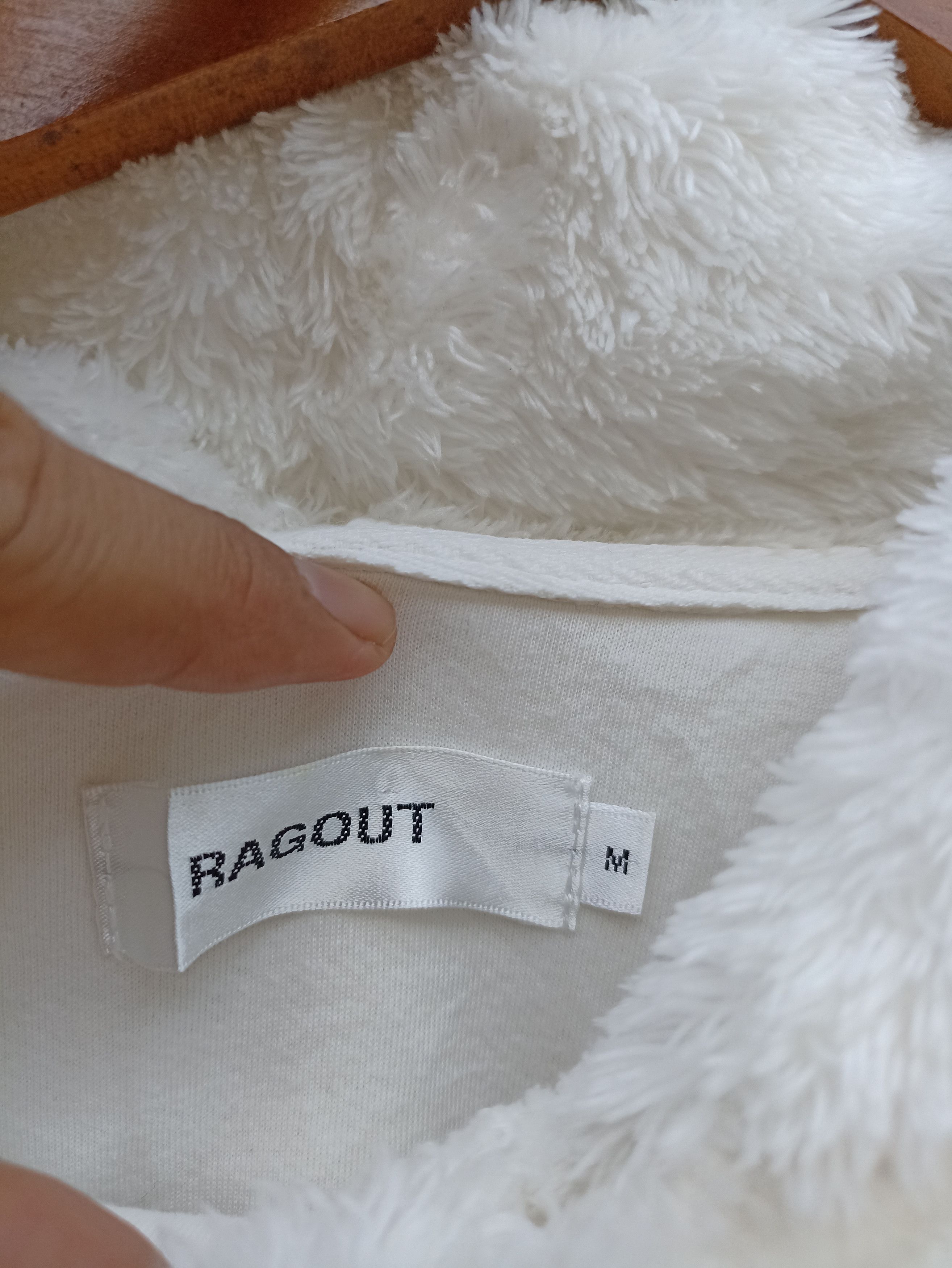 Japanese Brand Ragout Hoodies Bullshit spell out sherpa jacket Size US L / EU 52-54 / 3 - 7 Thumbnail