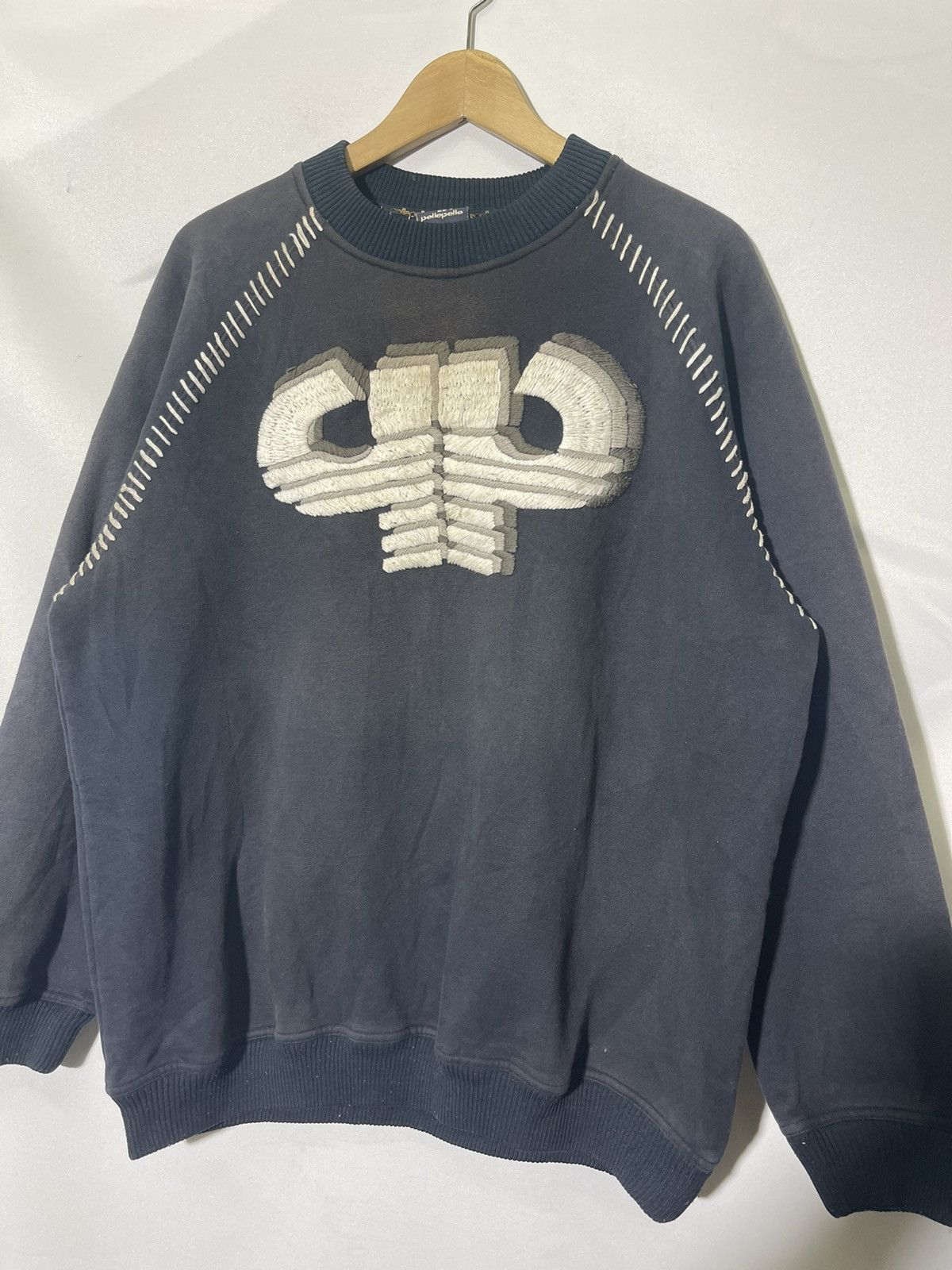 Pelle Pelle VINTAGE FADED PELLE PELLE EMBROIDERY LOGO SWEATSHIRT Size US M / EU 48-50 / 2 - 3 Thumbnail