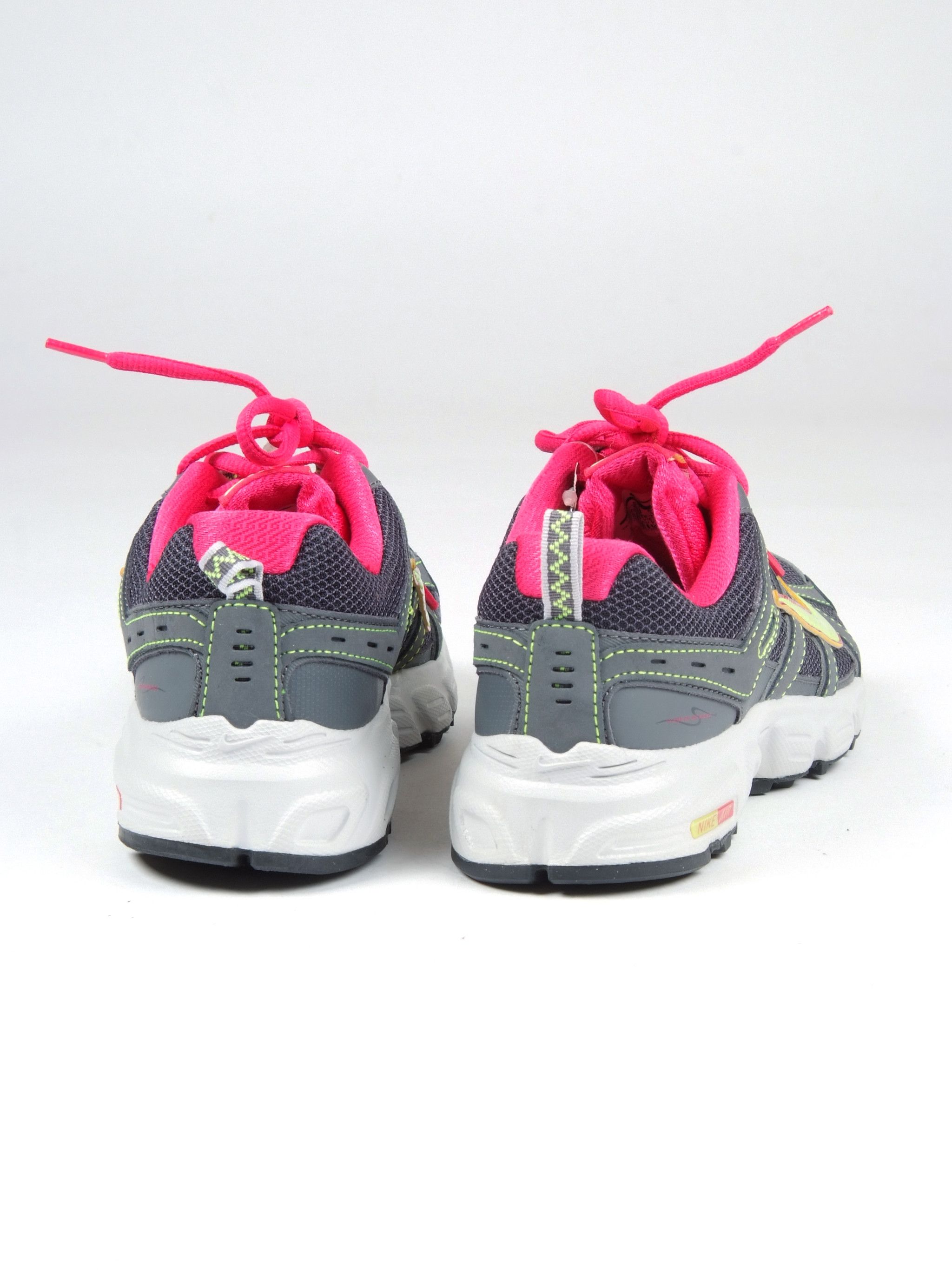 Nike × Nike ACG × Vintage Vintage Nike ACG Low Top Shoes Sneakers US 8 Size US 8 / IT 38 - 2 Thumbnail