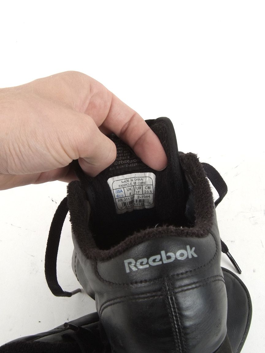 Reebok × Vintage Vintage Reebok Classic Triple Black Trainers US6.5 Size US 6.5 / IT 36.5 - 5 Thumbnail