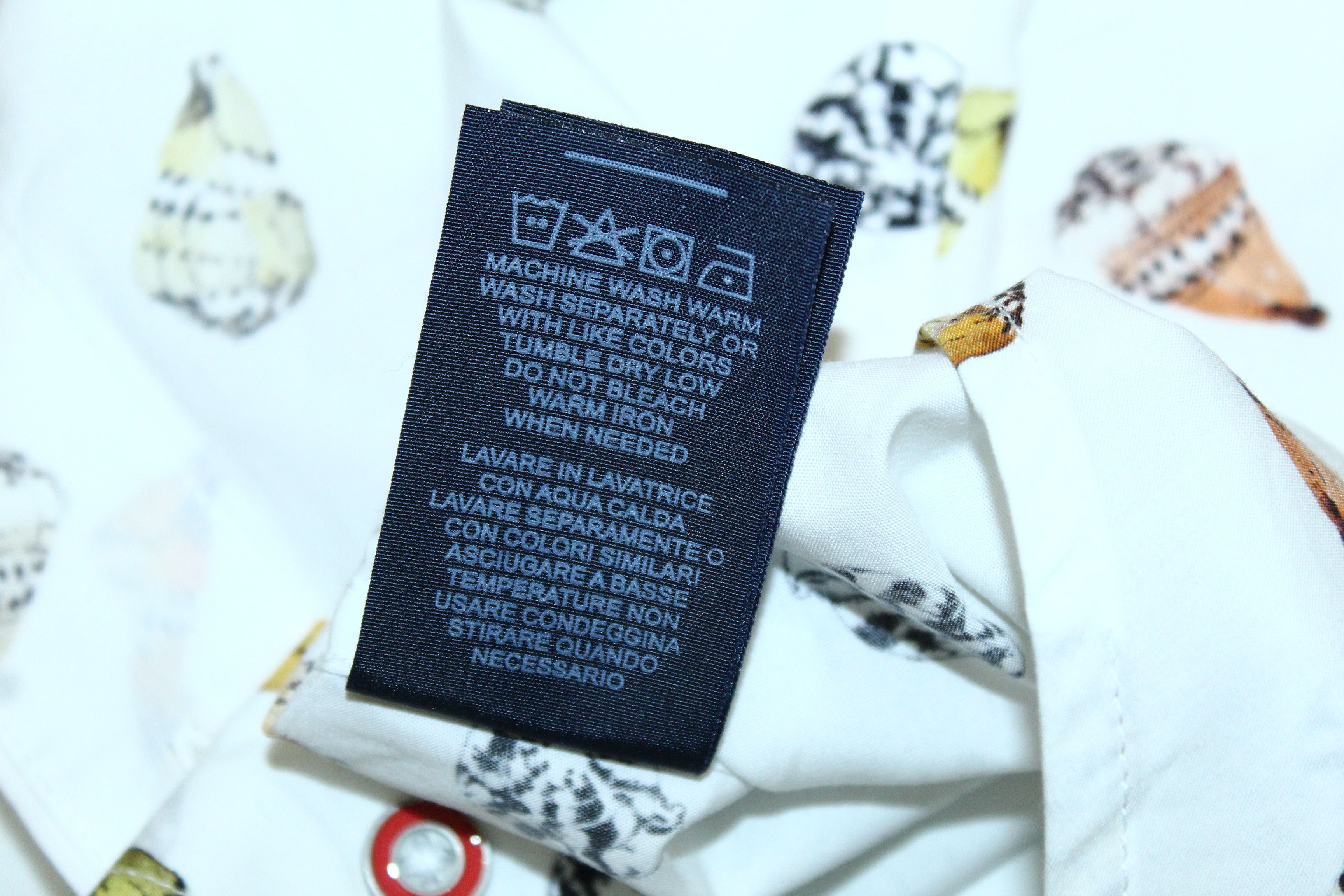 Robert Graham Robert Graham Limited Edition Maca Bana Hawaiian Shirt Size US M / EU 48-50 / 2 - 9 Thumbnail