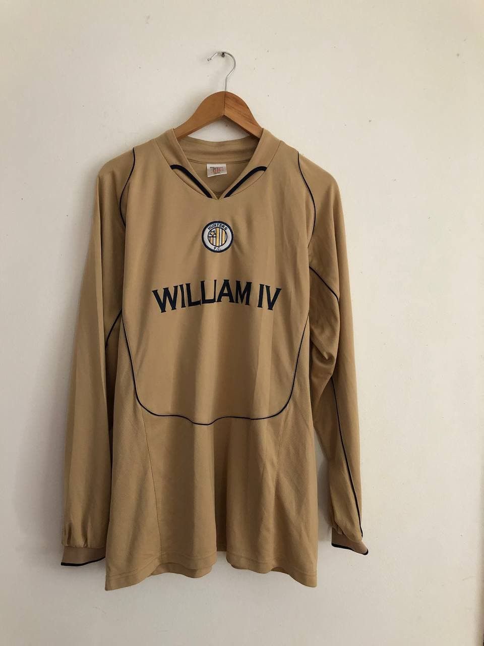 Vintage Vintage FC Hunters Soccer Football Shirt Size US XL / EU 56 / 4 - 1 Thumbnail