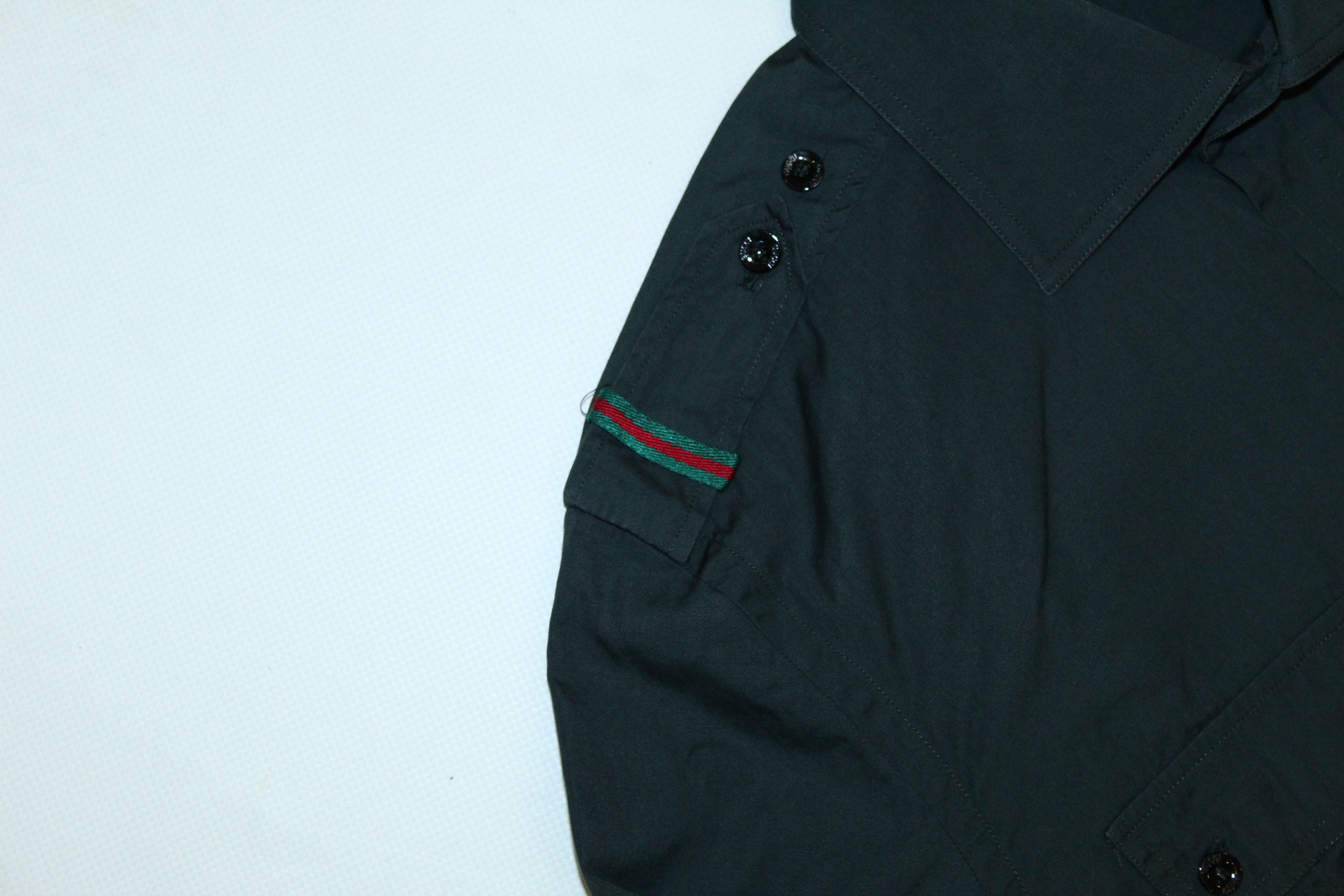 Gucci Gucci Extra Slim Fit Military Two Pockets Dark Green Shirt Size US S / EU 44-46 / 1 - 4 Thumbnail