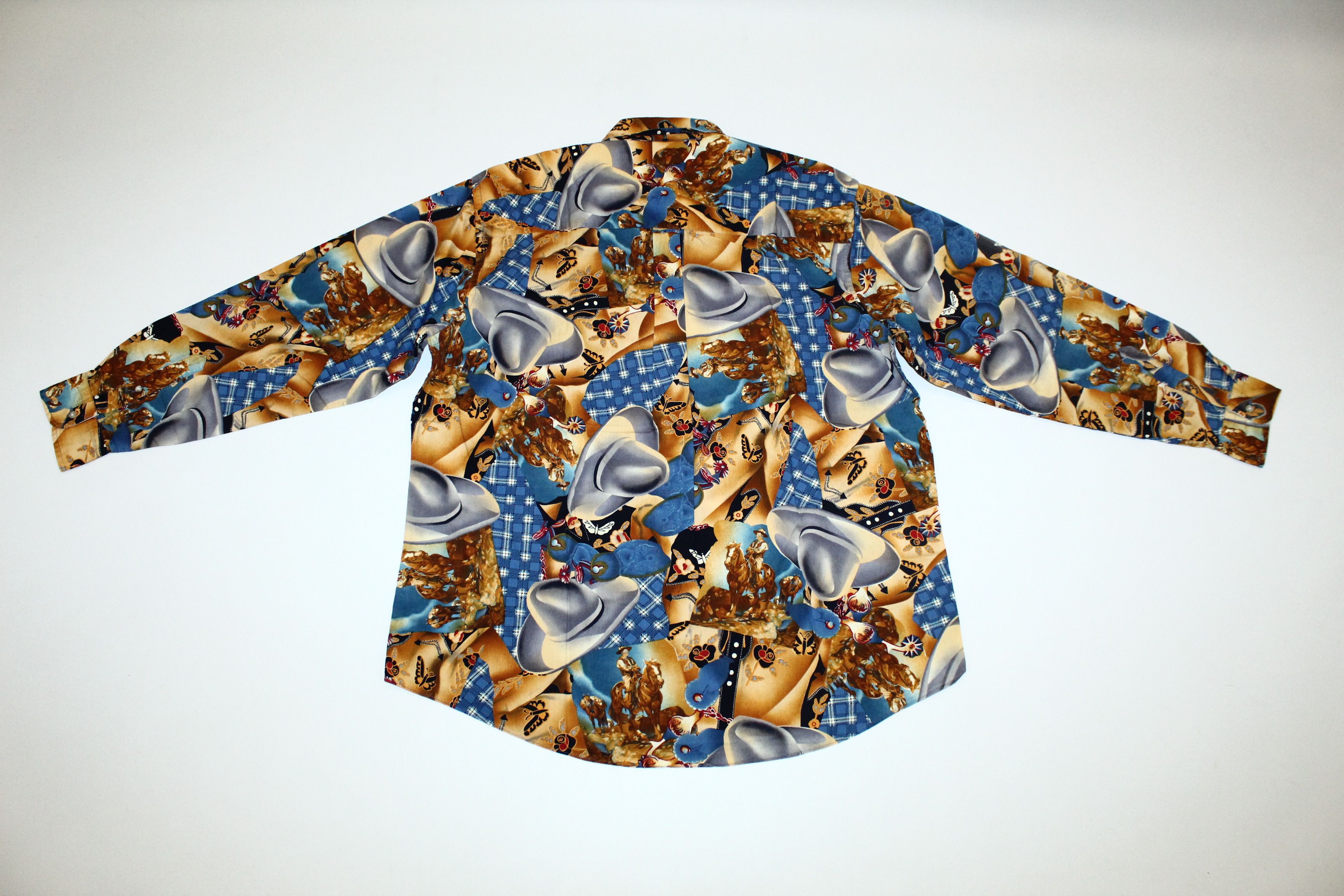 💥 VTG 90s Boston Prepatory Co. Southwest Cowboy Print Shirt