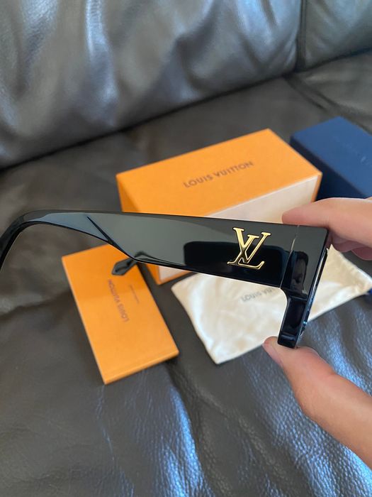 LOUIS VUITTON LV Clash Square Sunglasses Z1579E Black | FASHIONPHILE