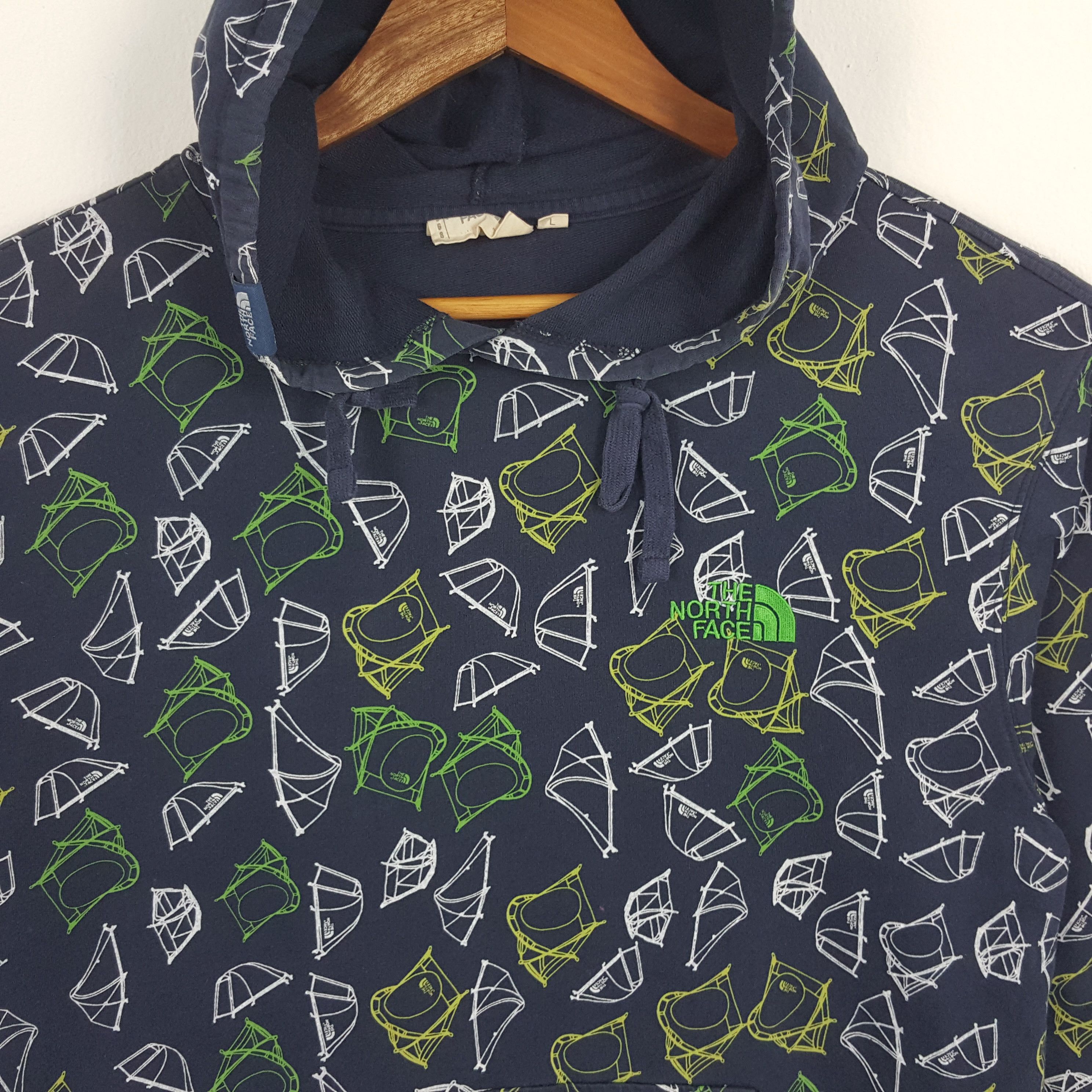 The North Face × Vintage Vintage THE NORTH FACE Full Print Design Hoodies Sweatshirt Size US M / EU 48-50 / 2 - 2 Thumbnail