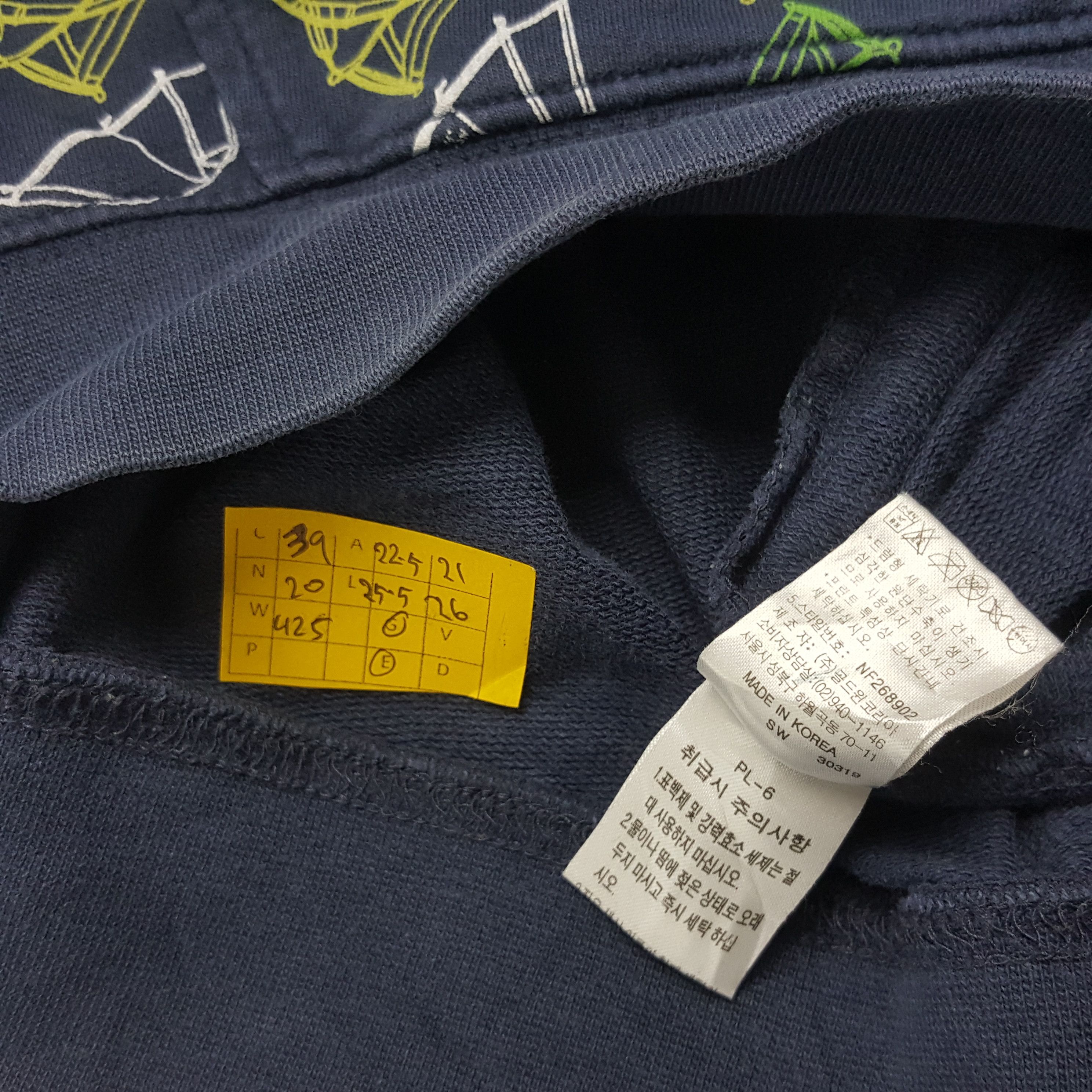 The North Face × Vintage Vintage THE NORTH FACE Full Print Design Hoodies Sweatshirt Size US M / EU 48-50 / 2 - 4 Thumbnail