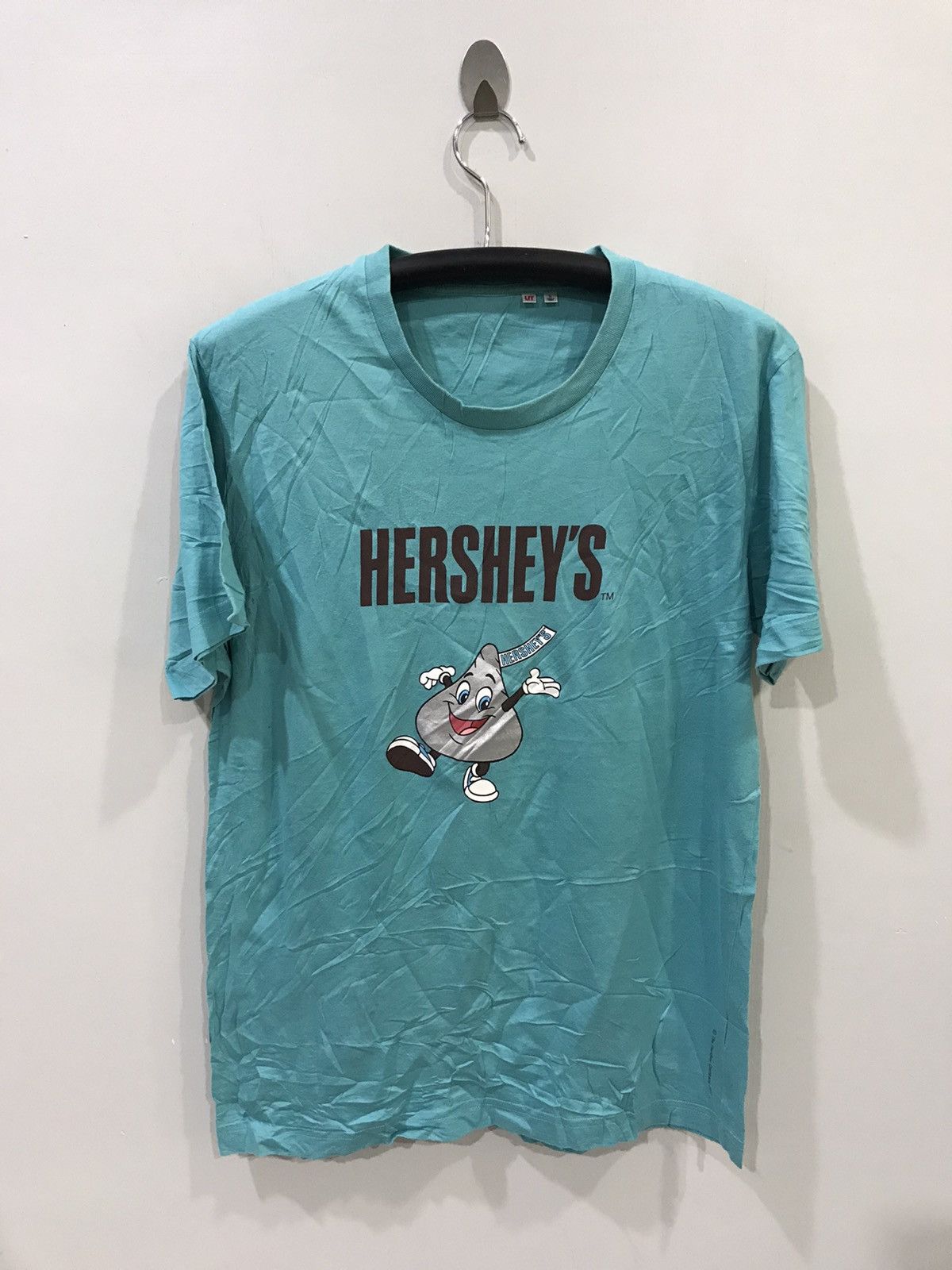 Uniqlo UT Hershey Shirt Size US L / EU 52-54 / 3 - 1 Thumbnail