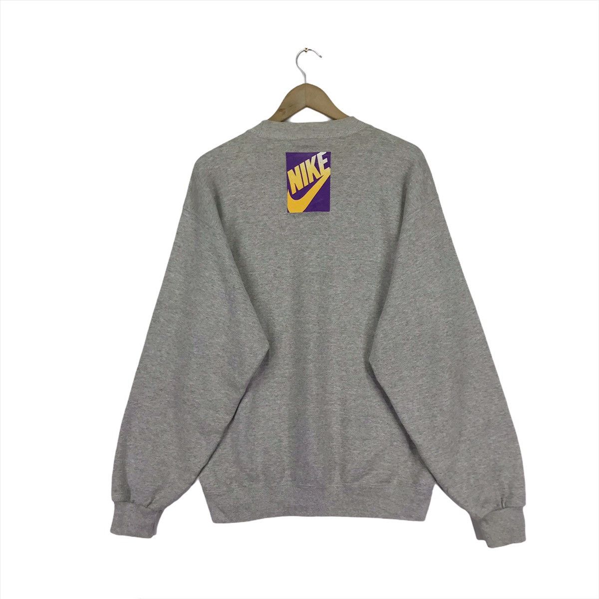 Jordan Brand × NBA × Nike 90’s Nike Jordan Sweatshirt Pullover Crewneck Size US M / EU 48-50 / 2 - 6 Thumbnail