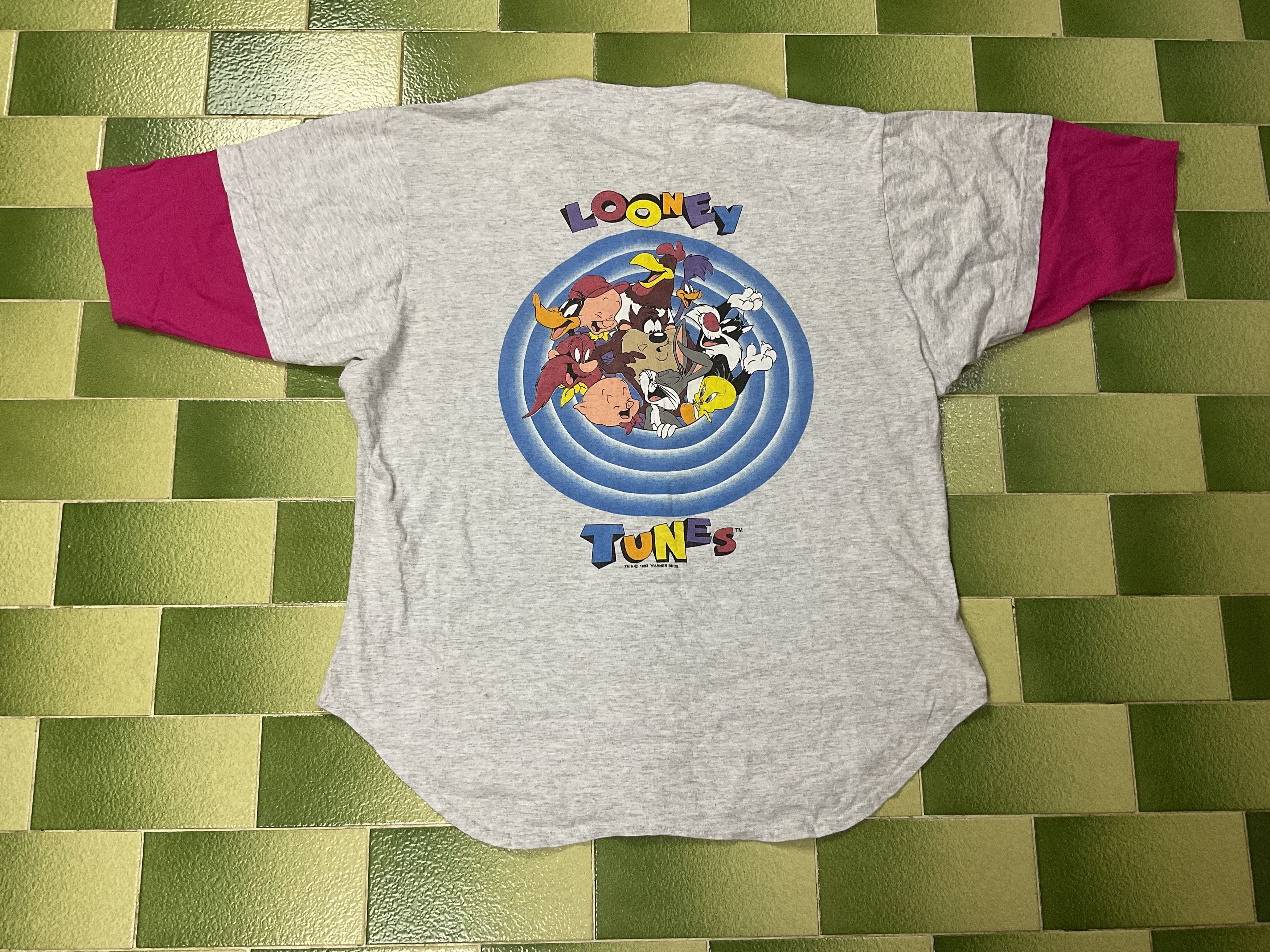 Disney Vintage 1993 Looney Tunes Characters Baseball Jersey Button Size US L / EU 52-54 / 3 - 1 Thumbnail